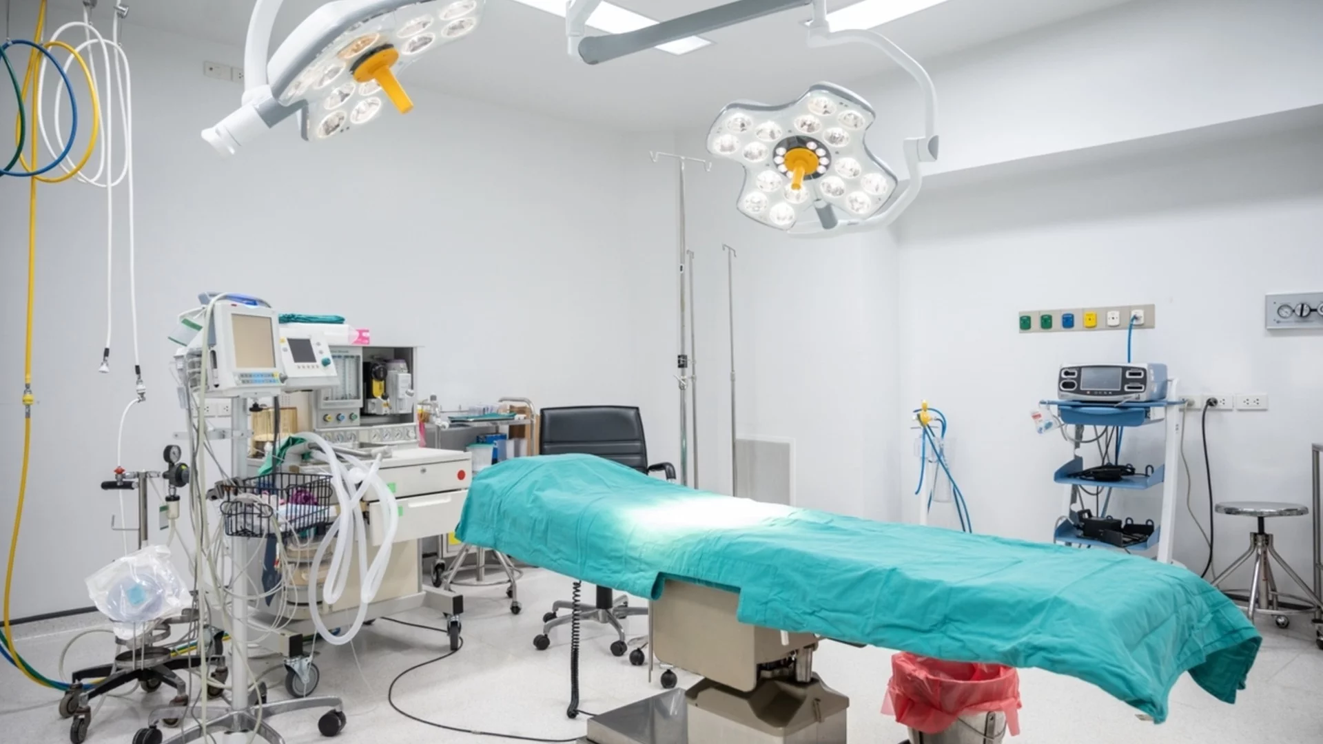 Двойно изпреварвайки инфлацията: Болниците с фрапиращ ръст на разходите в последните години