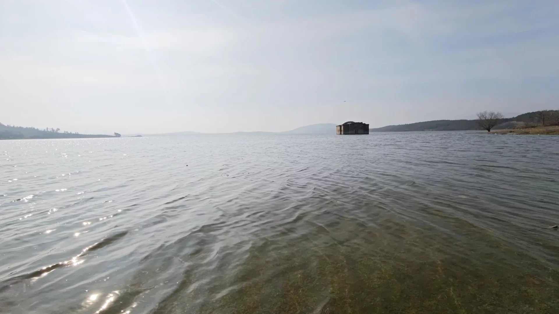 Критични нива на големите язовири: “Асеновец“ преля, следва ли го “Жребчево“?