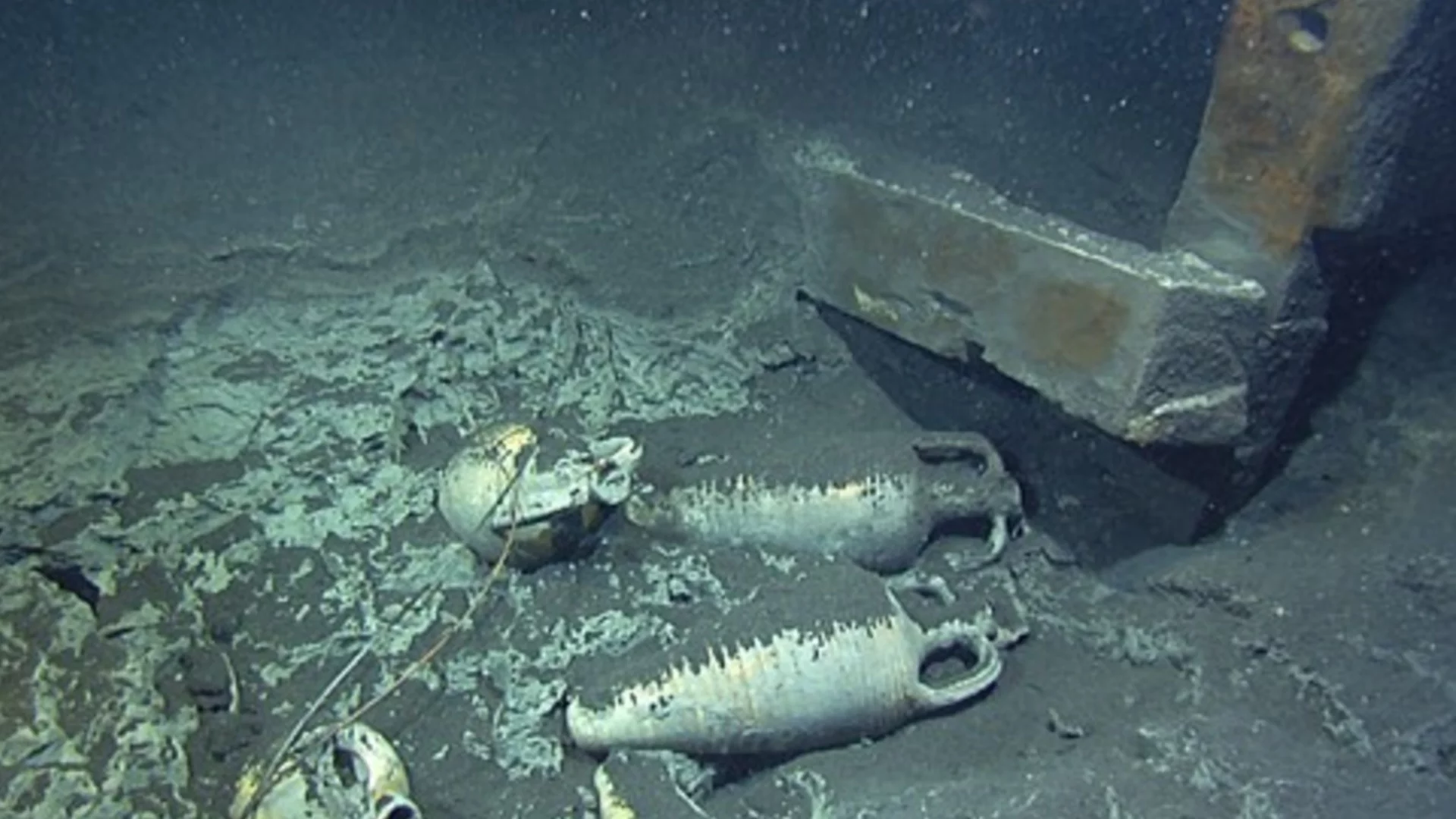 Почти перфектно запазен потънал гръцки кораб на 2400 години е открит на дъното на Черно море