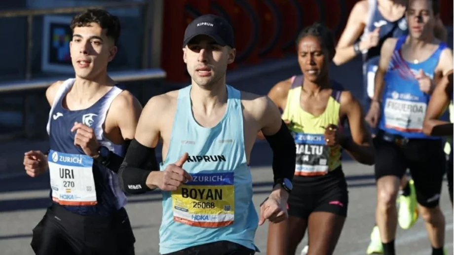 Световни титли в зала, световен рекорд на полумаратон и силен българин на маратон: "Бегачите" през март 2026 г. (ОБЗОР)