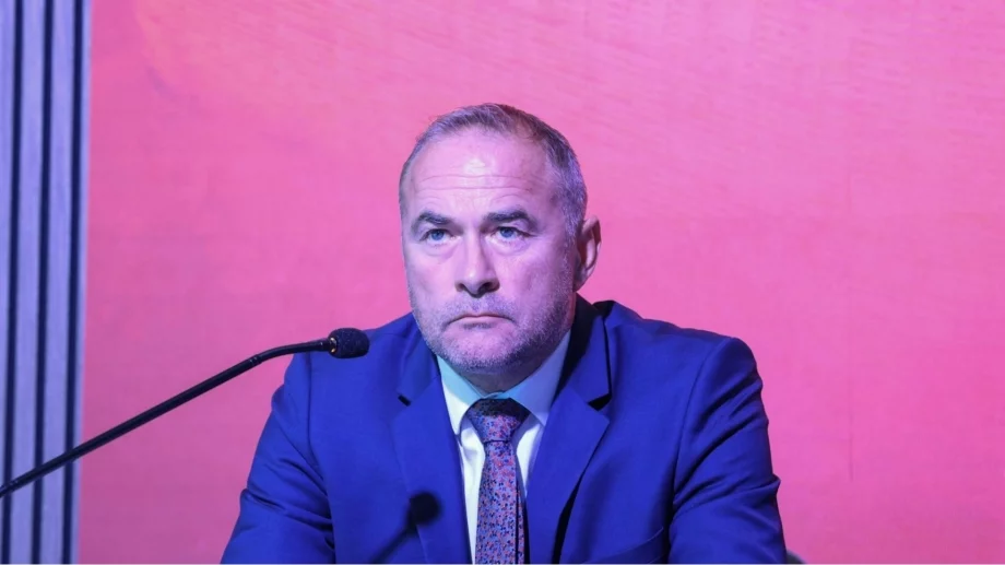 Третият най-скъп българин в ЦСКА е тежка резерва - вместо него играе набеден за "слабак"