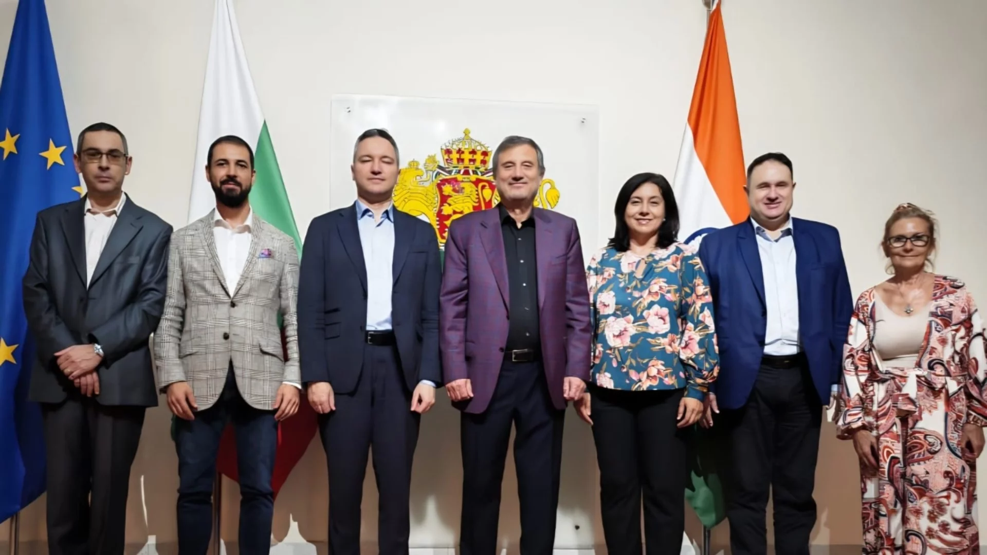 Вигенин в Делхи: Евросъюзът и Индия трябва да обединят сили в защита на мира и международното право