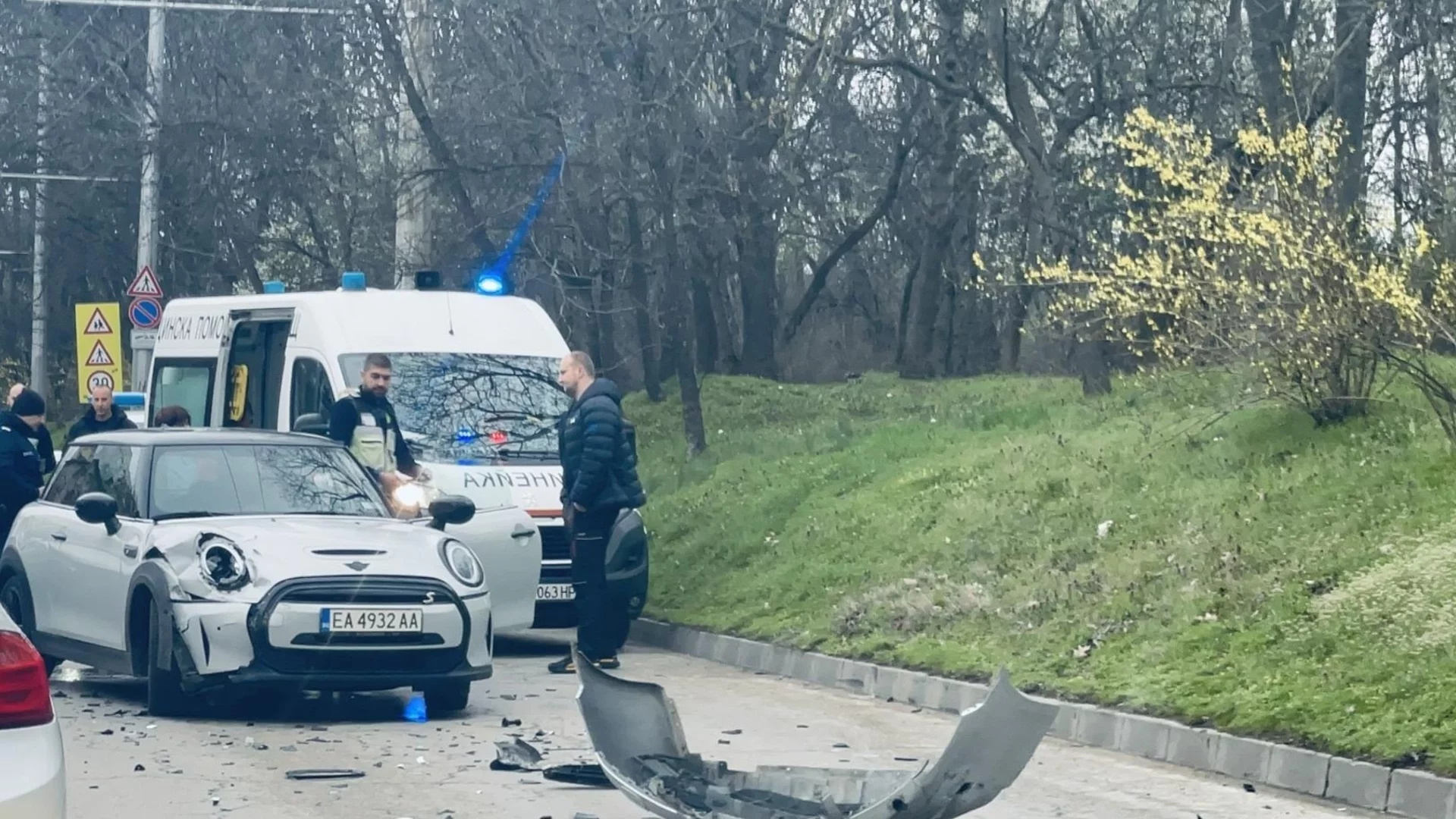 Огромно задръстване в София заради тежка катастрофа (СНИМКА)