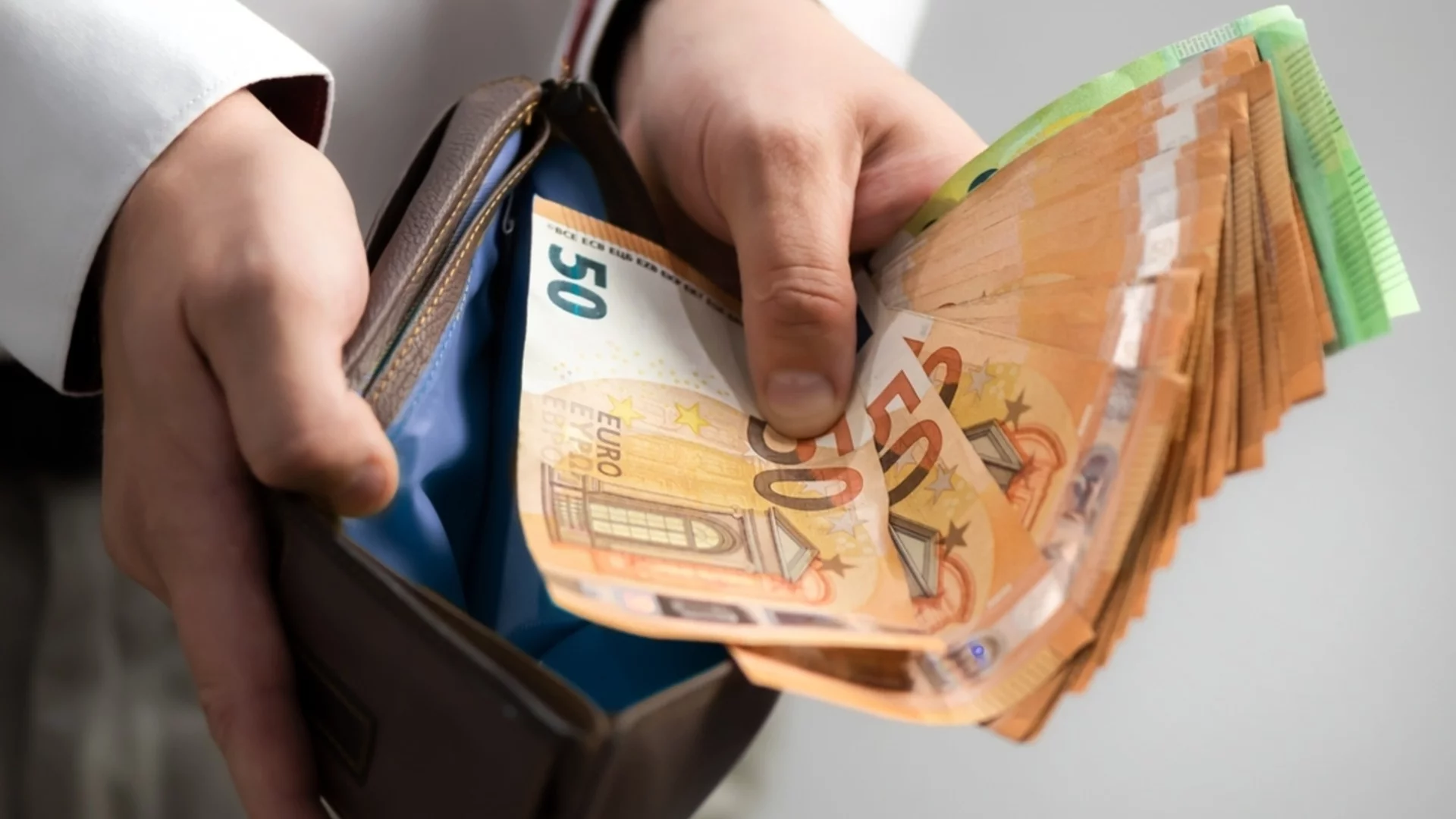 Поверие за празника на 2 април: Направете това, за да имате пари през цялата година