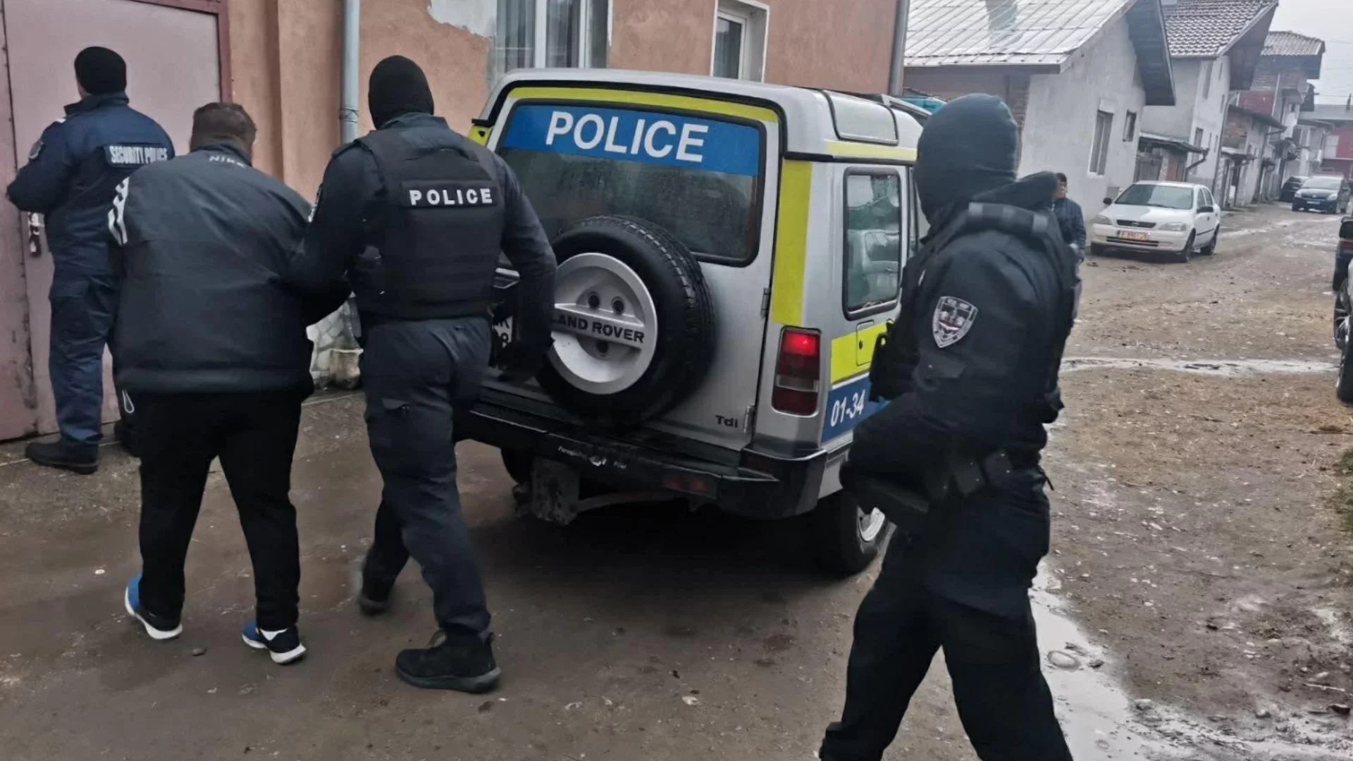 Гарантиран имунитет: Най-наглата изборна измама – обясни я МВР министърът Емил Дечев