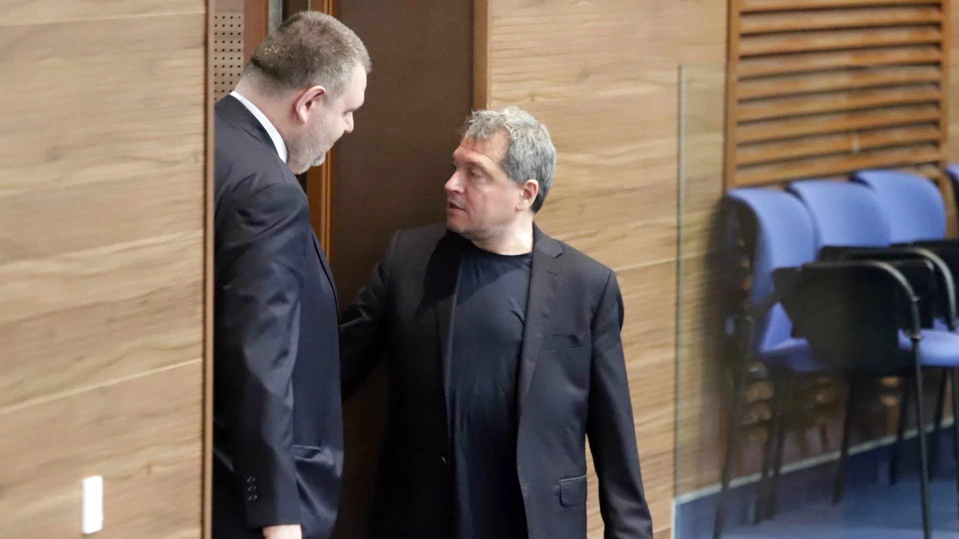 ИТН и Пеевски с нов предизборен цирк за "Петрохан"