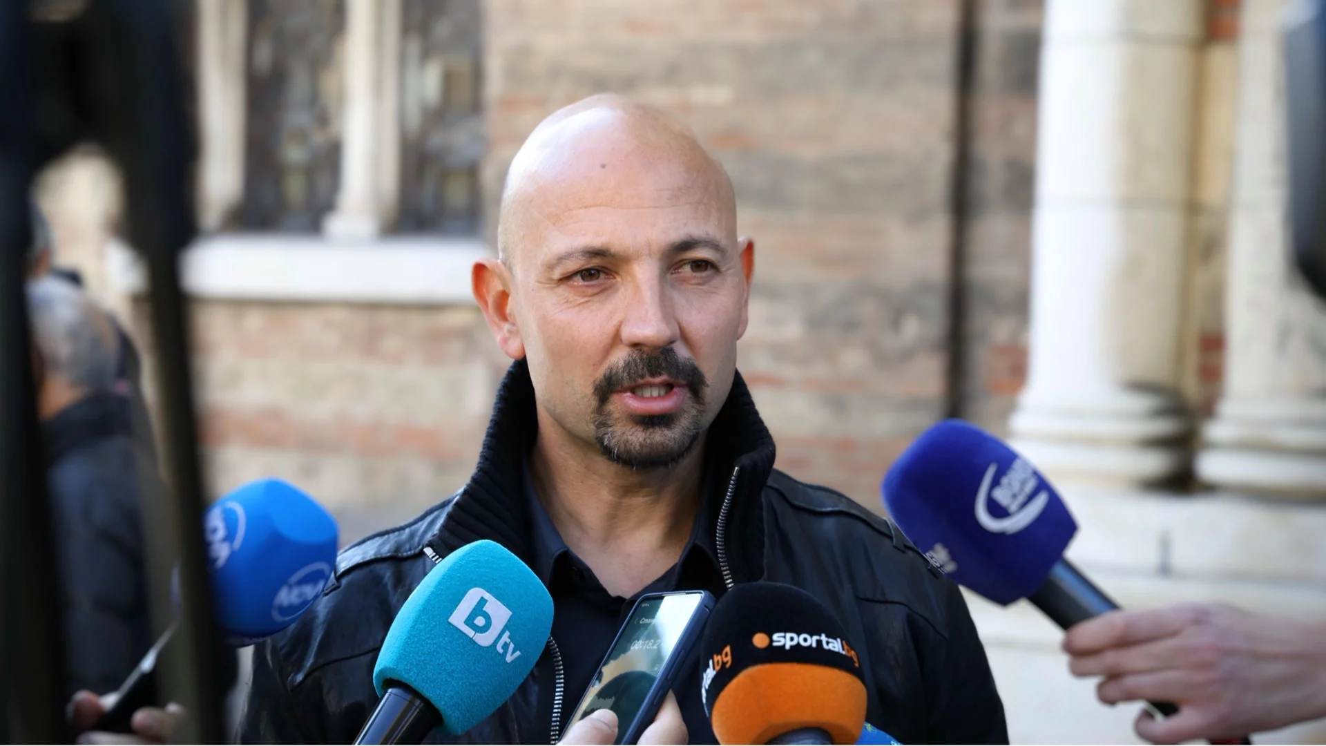 Бивш капитан Левски, започнал в ЦСКА: „Няма позитиви за българския футбол“