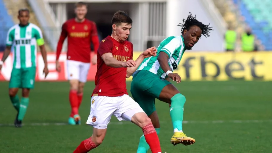 Берое - ЦСКА НА ЖИВО по ТВ: Къде и кога да гледаме сблъсъка от Първа лига?