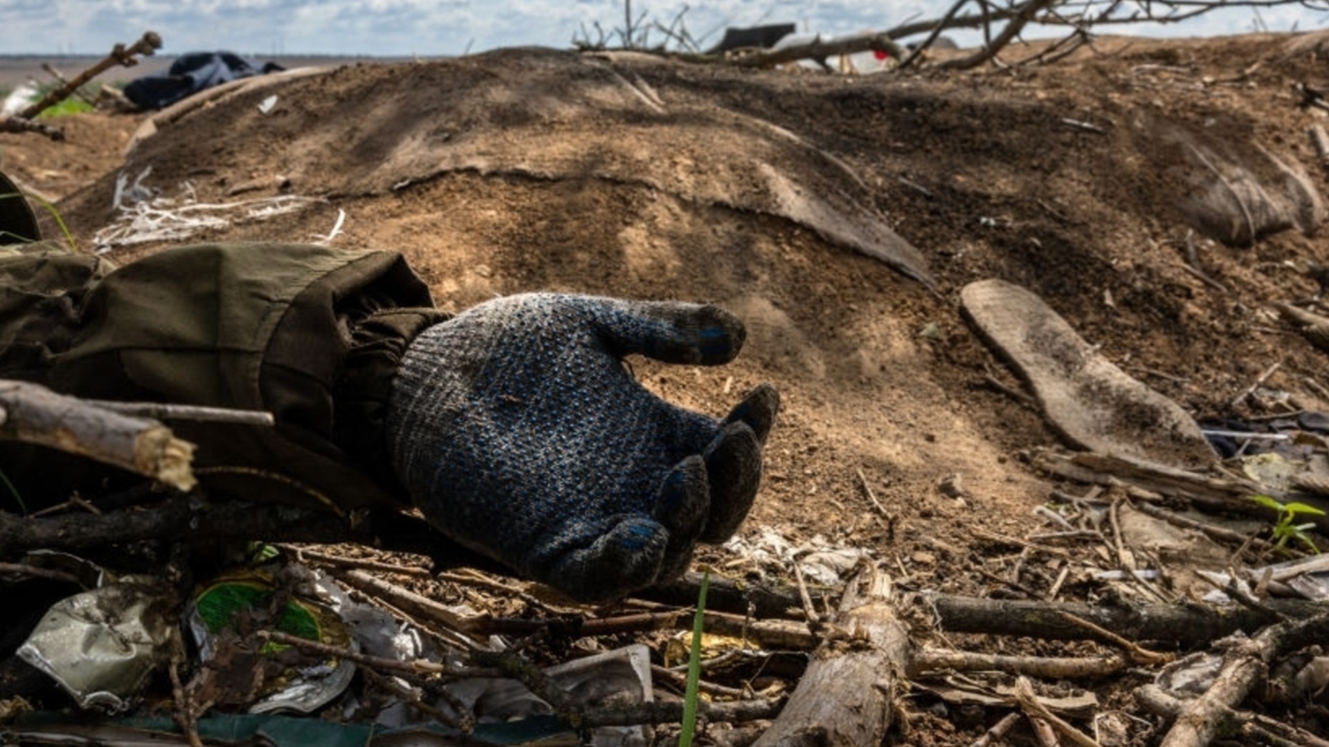 Еничарство по руски: Фирми задължени да избират служители за пушечно месо (ВИДЕО)