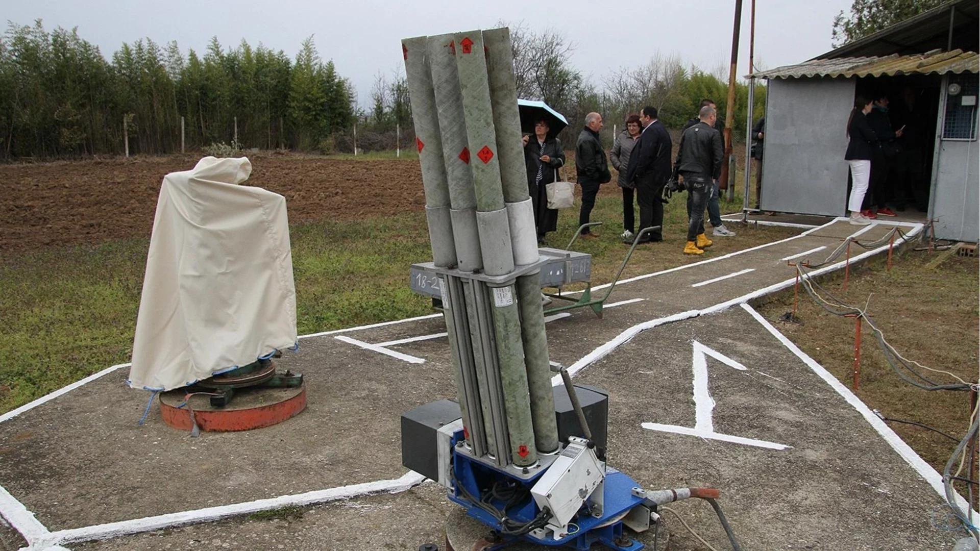 Заплата от 489 евро изкара служителите за борба с градушките на протест (ВИДЕО)