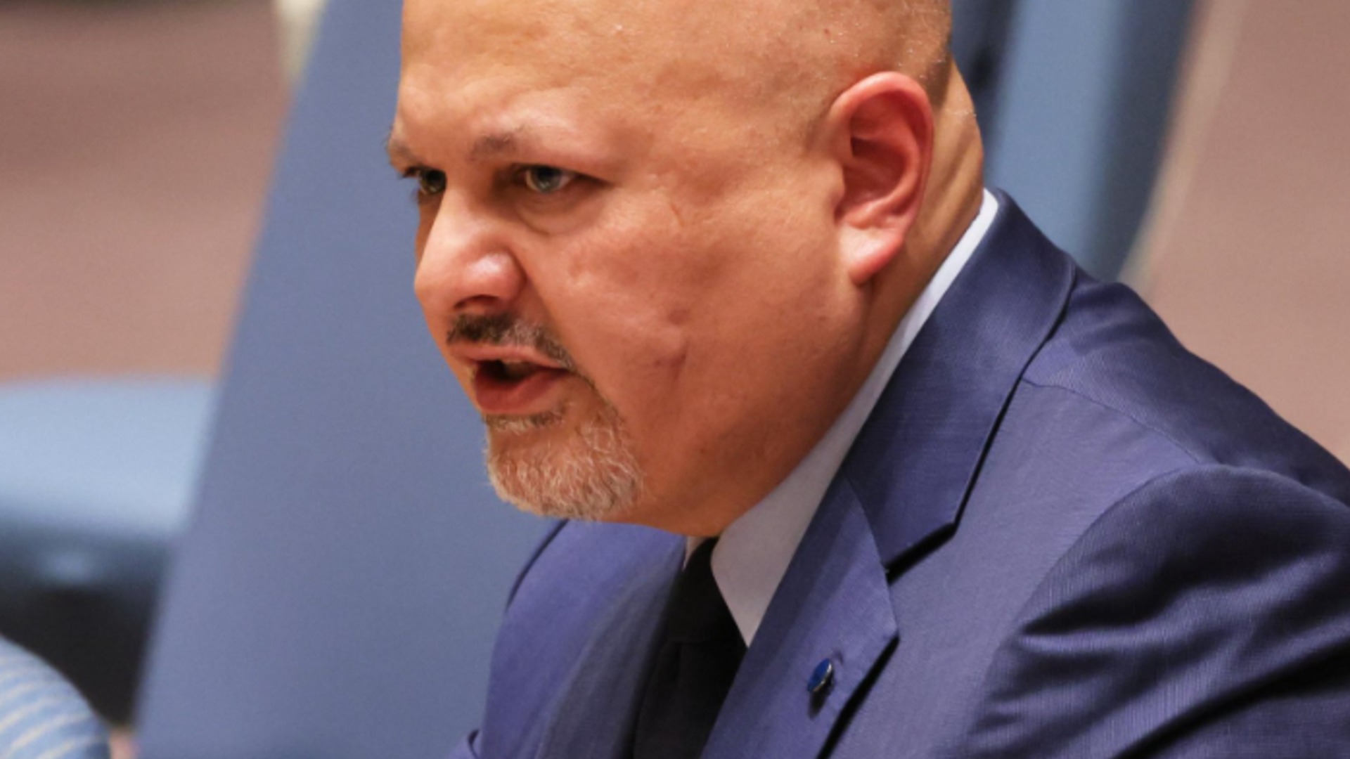 Прокурорът, издал заповедта за издирване на Путин, е разследван за сексуално посегателство