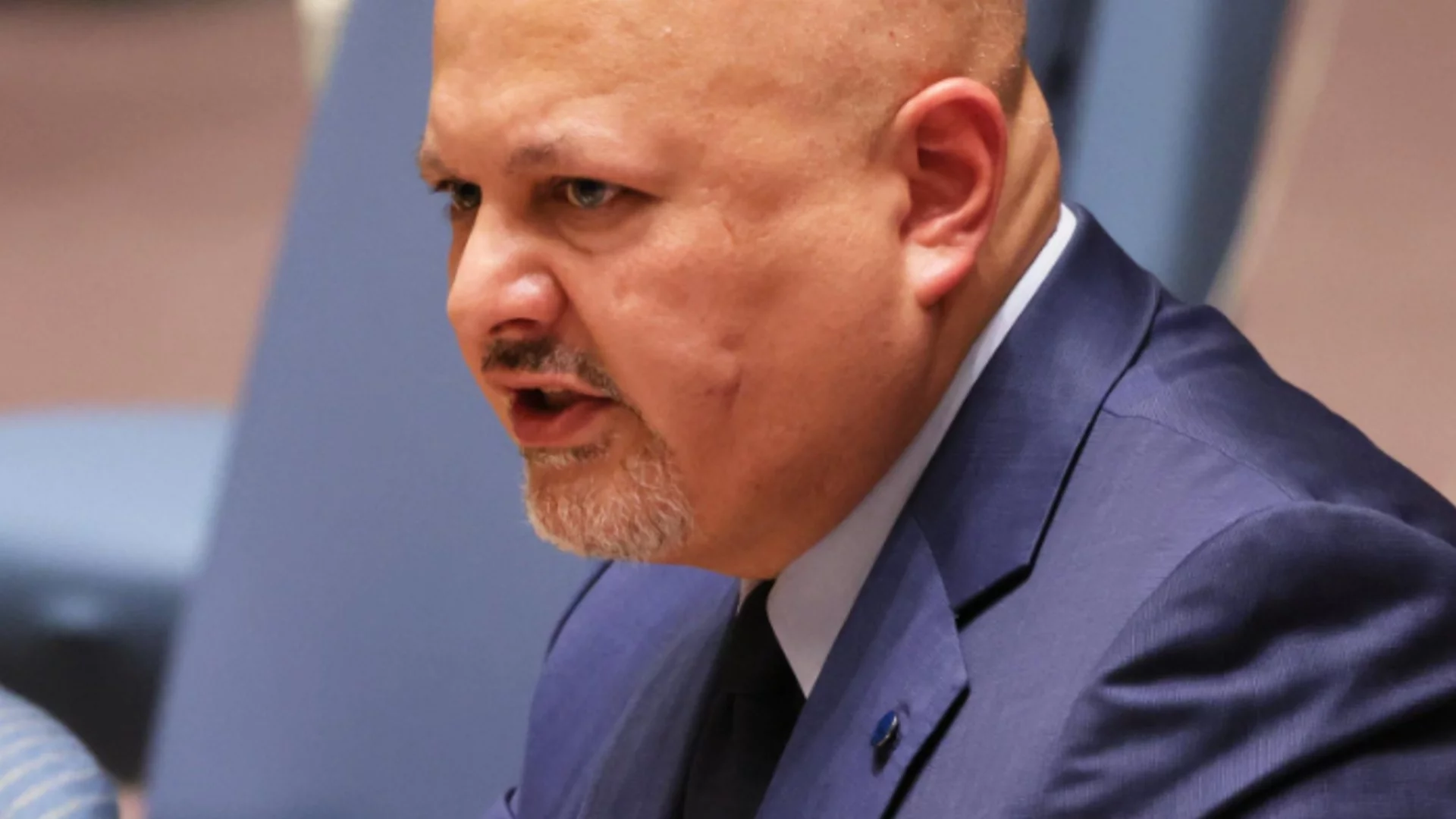 Прокурорът, издал заповедта за издирване на Путин, е разследван за сексуално посегателство