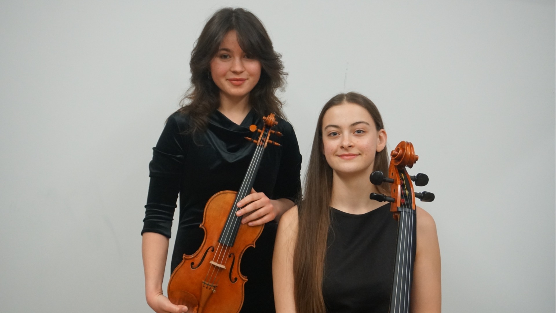 Ярките таланти Ива Маринова и Наума Найман с първа голяма изява като дуо