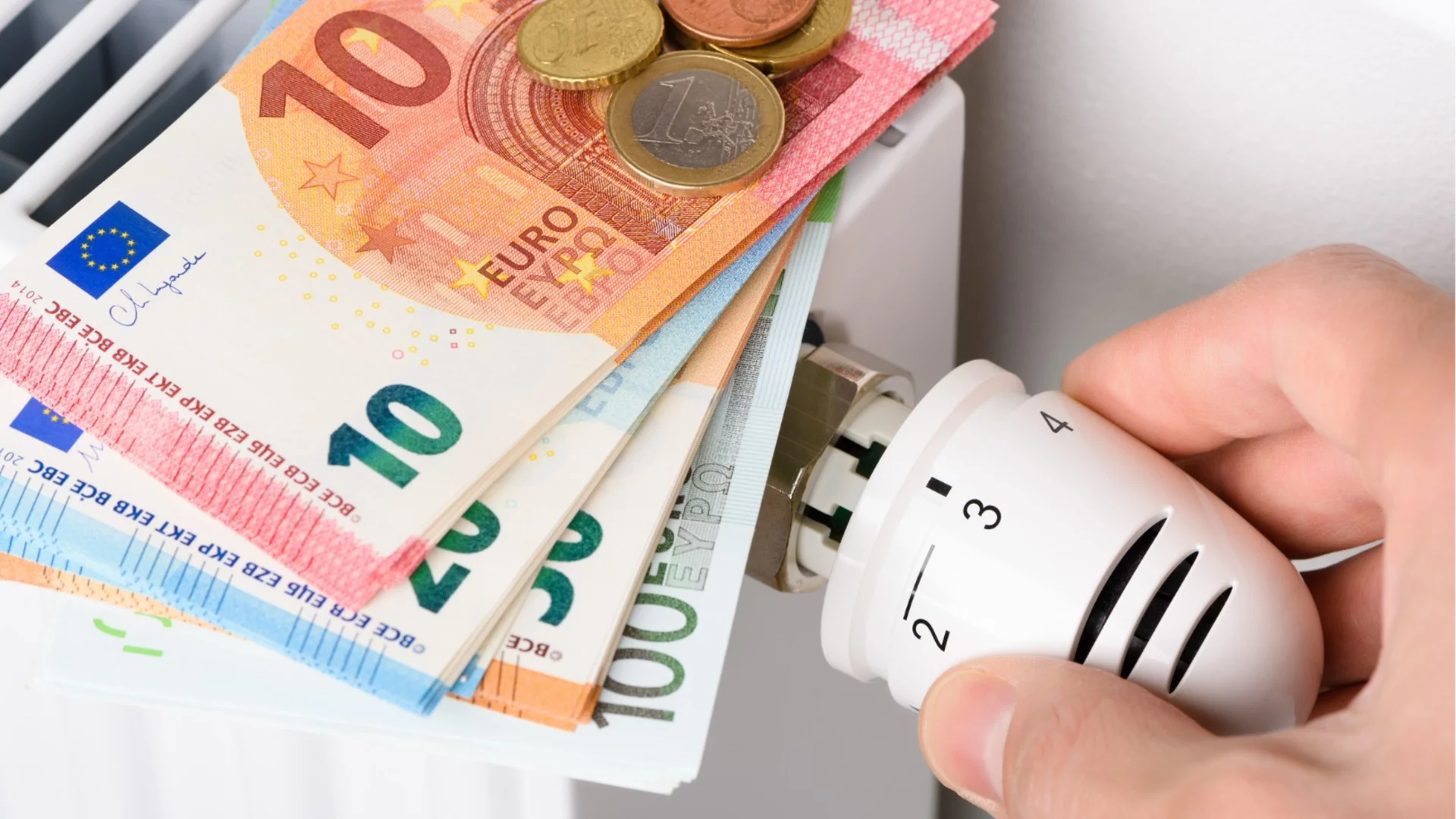 Поскъпването на парното с близо 30% ще е непосилно за хората: Омбудсманът категорично против