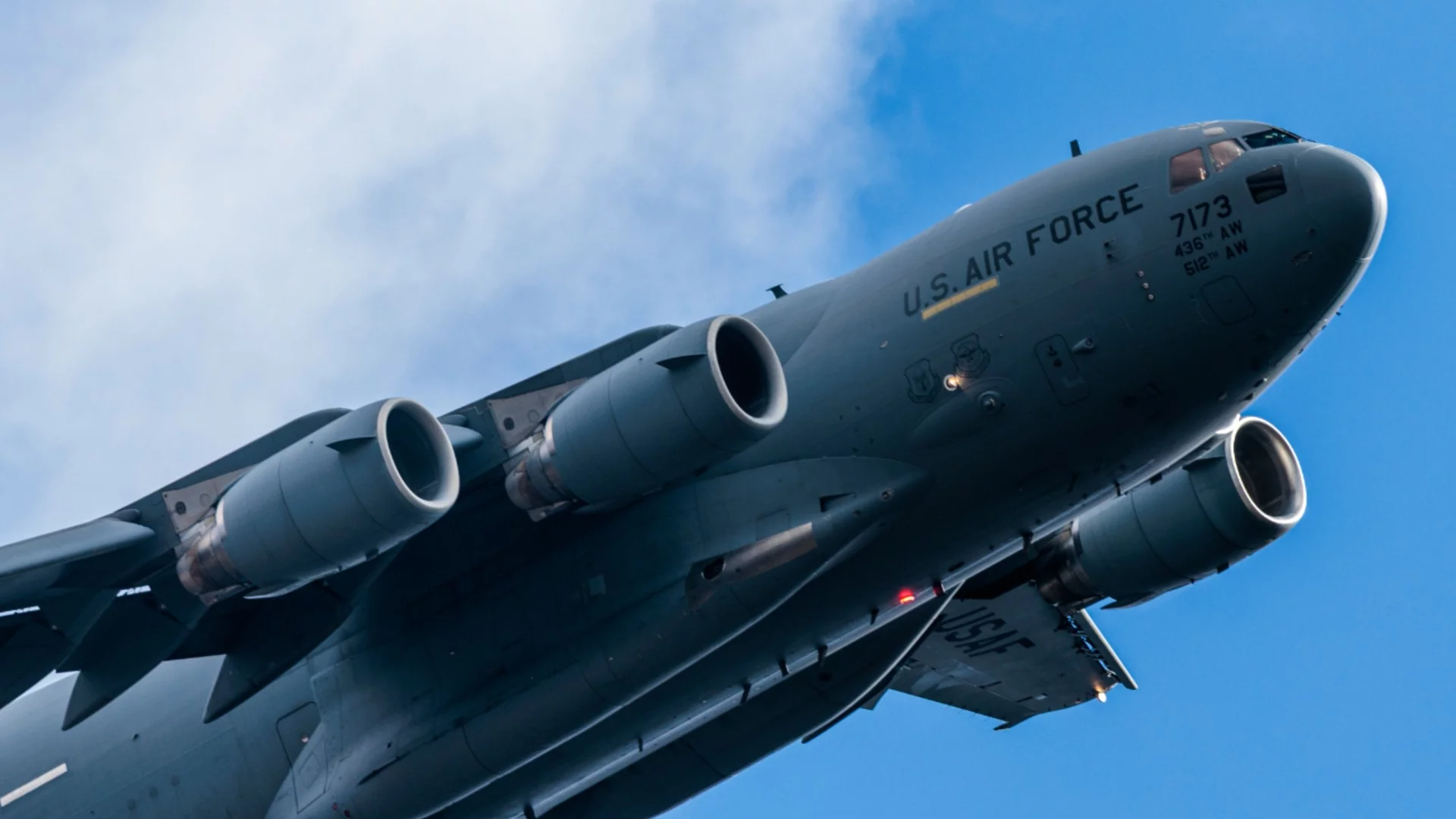 Австрия отряза САЩ за военен коридор към Иран