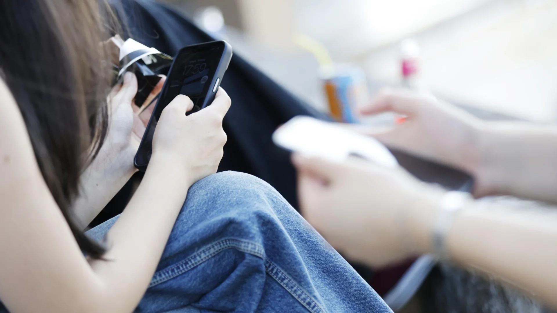 3 смартфона, които си струва да избереш тази пролет