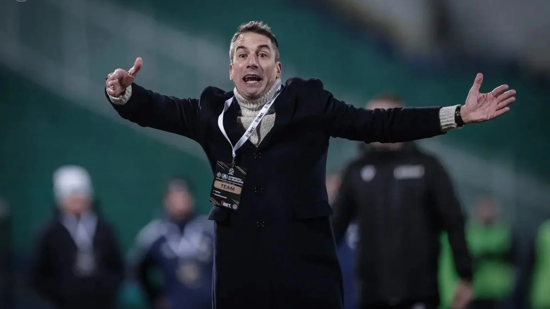 Хулио Веласкес очаква „особен“ мач срещу Добруджа, „сините“ търсят решение на голям проблем (ВИДЕО)