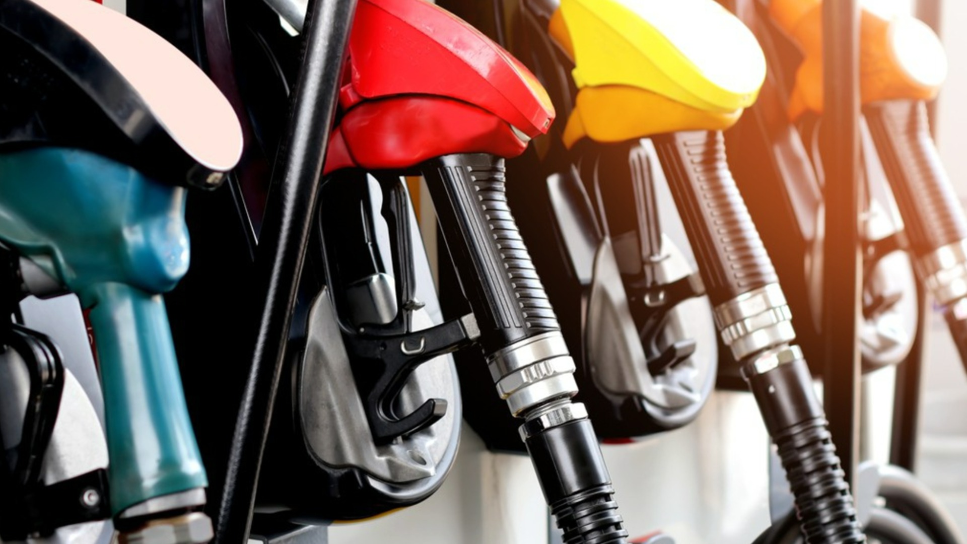 Италия удължи действието на намалените акцизи за горивата