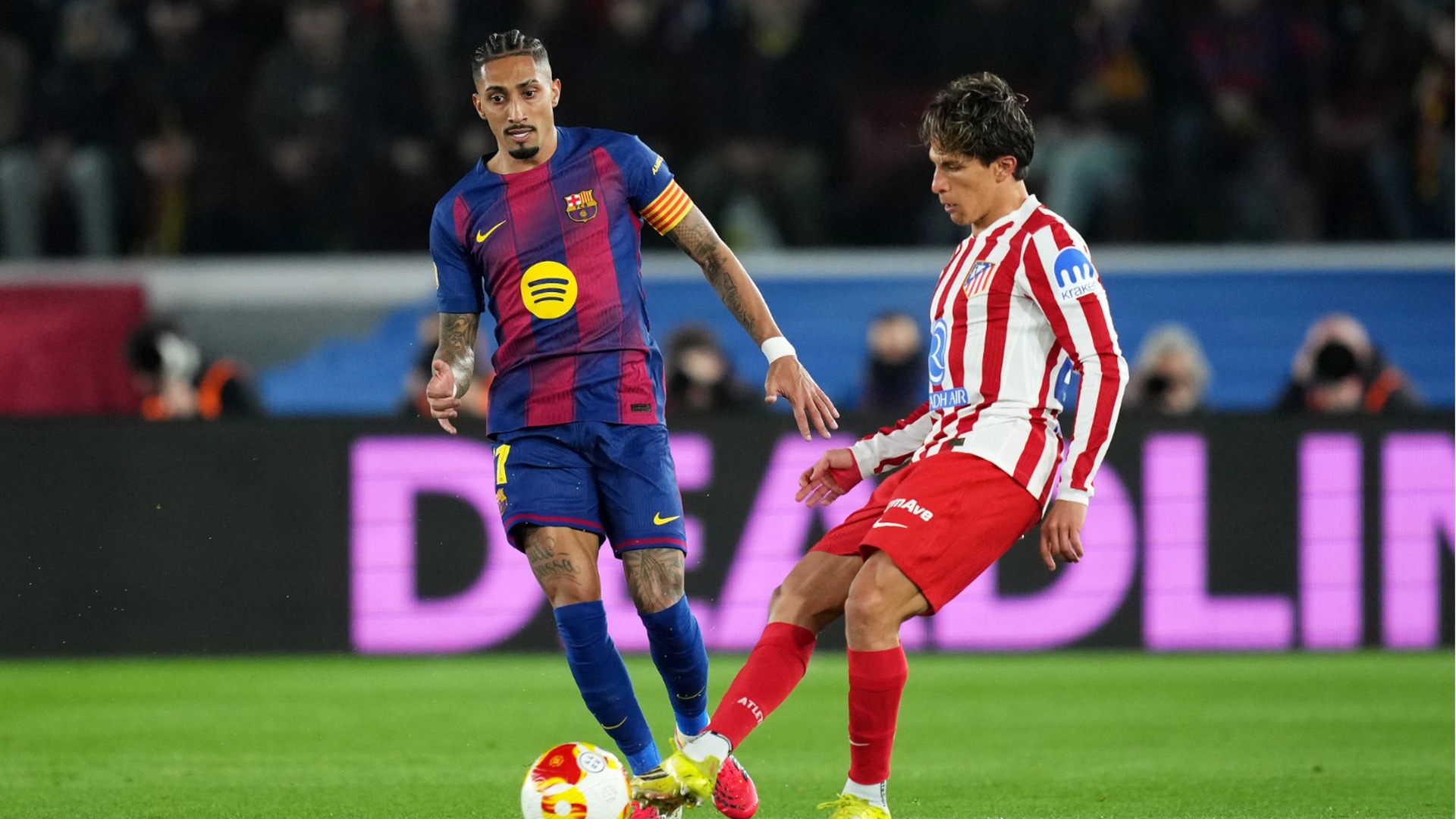Атлетико Мадрид - Барселона: Кога и къде да гледаме мегасблъсъка, който може да преобърне Ла Лига