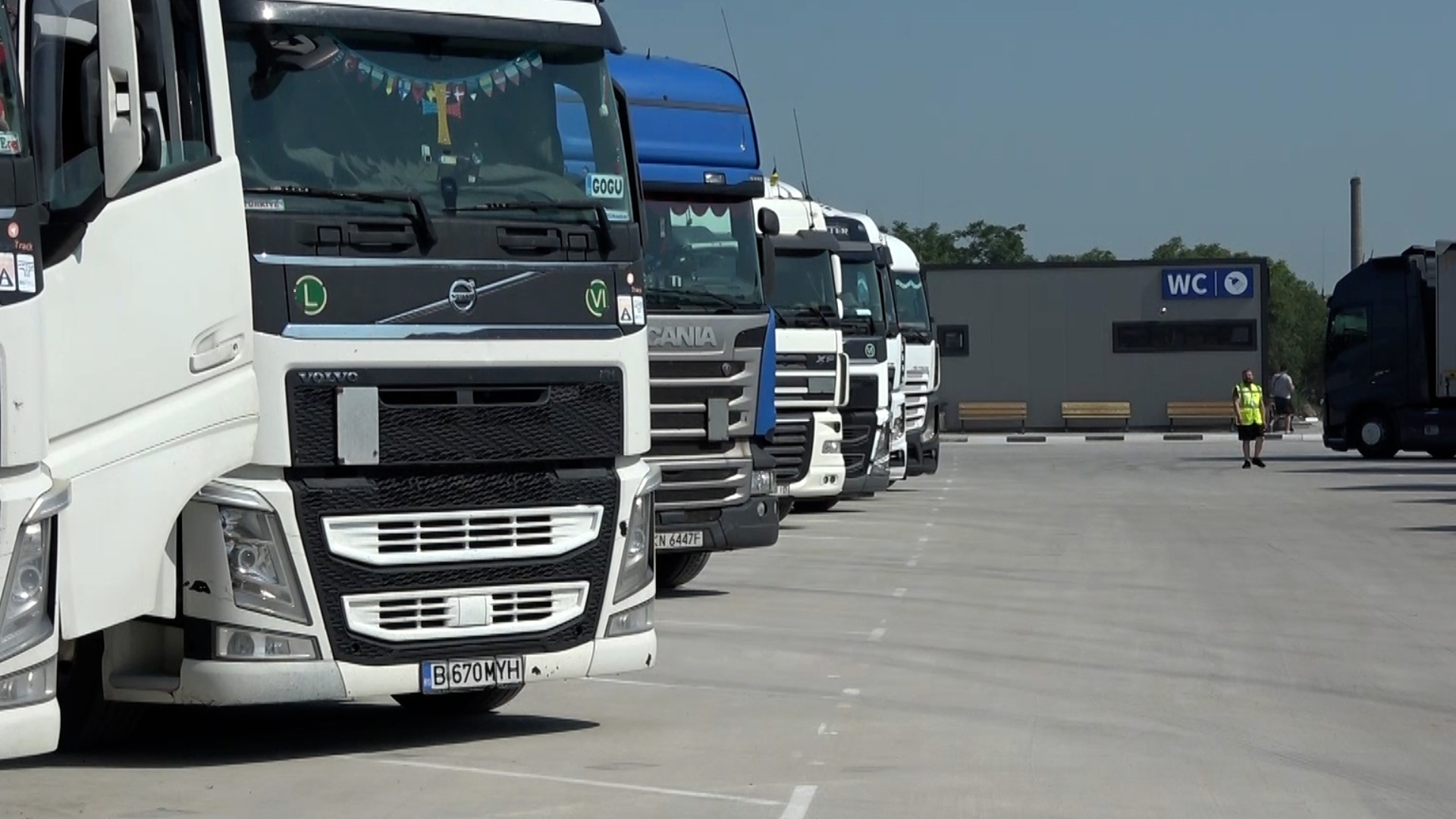 Превозвачите искат пари от държавата, предупреждават за блокади на пътища