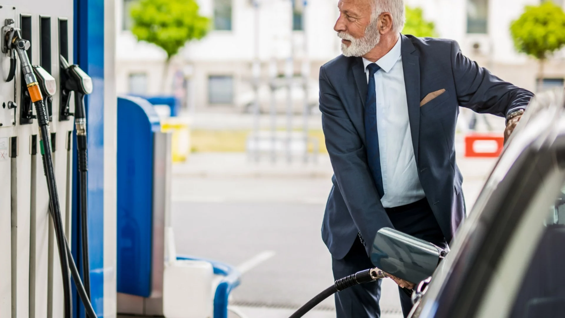 Еврокомисар: Европа трябва да се подготви за дълготраен енергиен шок