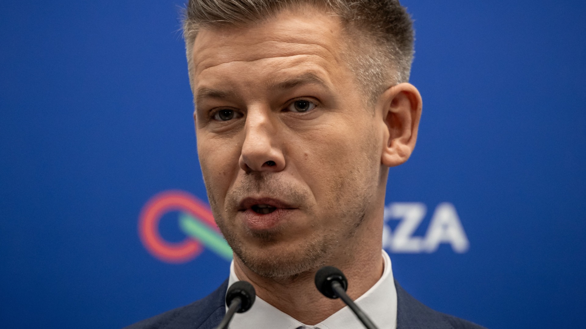 Съперникът на Орбан: Изборите ще са тест дали Унгария ще продължи курса си към източните автокрации