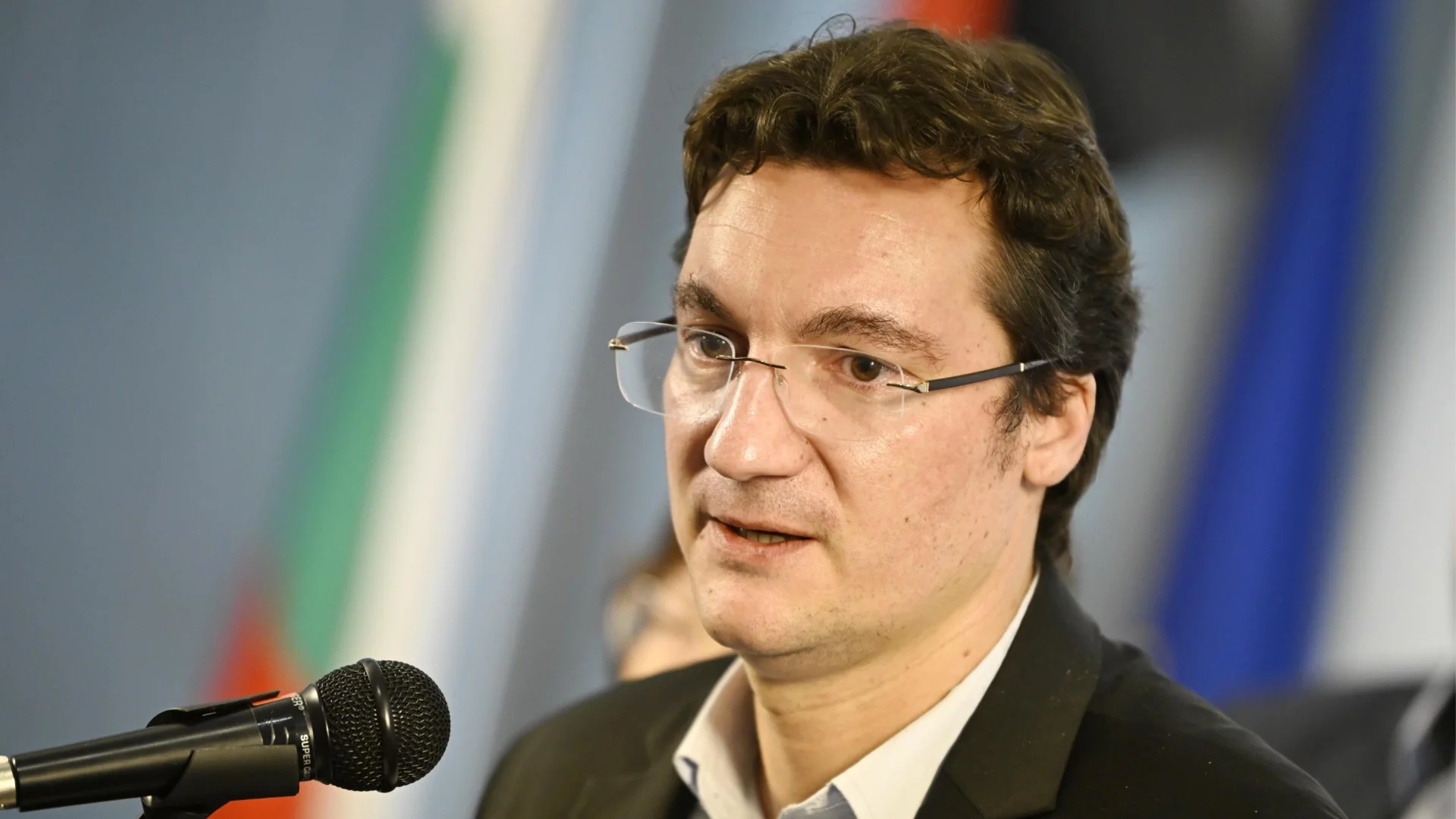 Крум Зарков с тежка диагноза за сделката на кабинета с Украйна