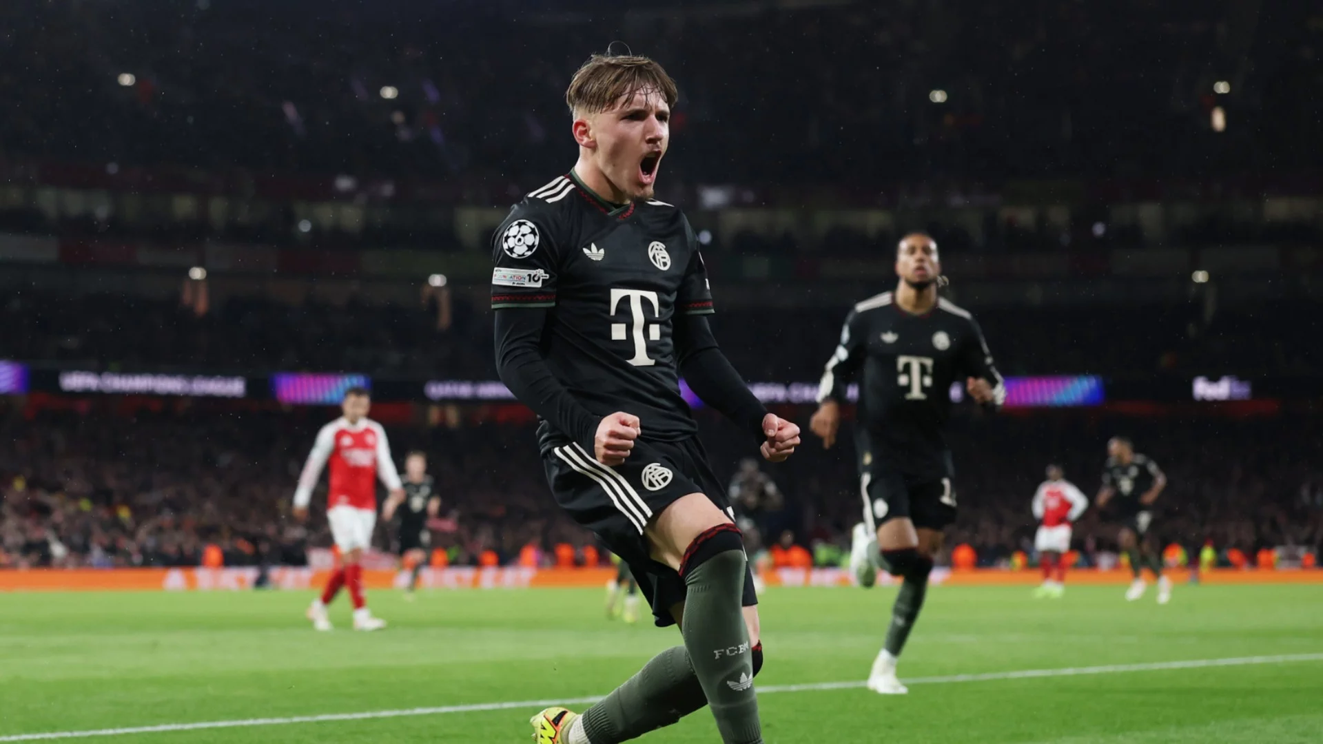 Младоци измъкнаха Байерн в тежко гостуване, Леверкузен се поизпоти, но обърна „вълците“