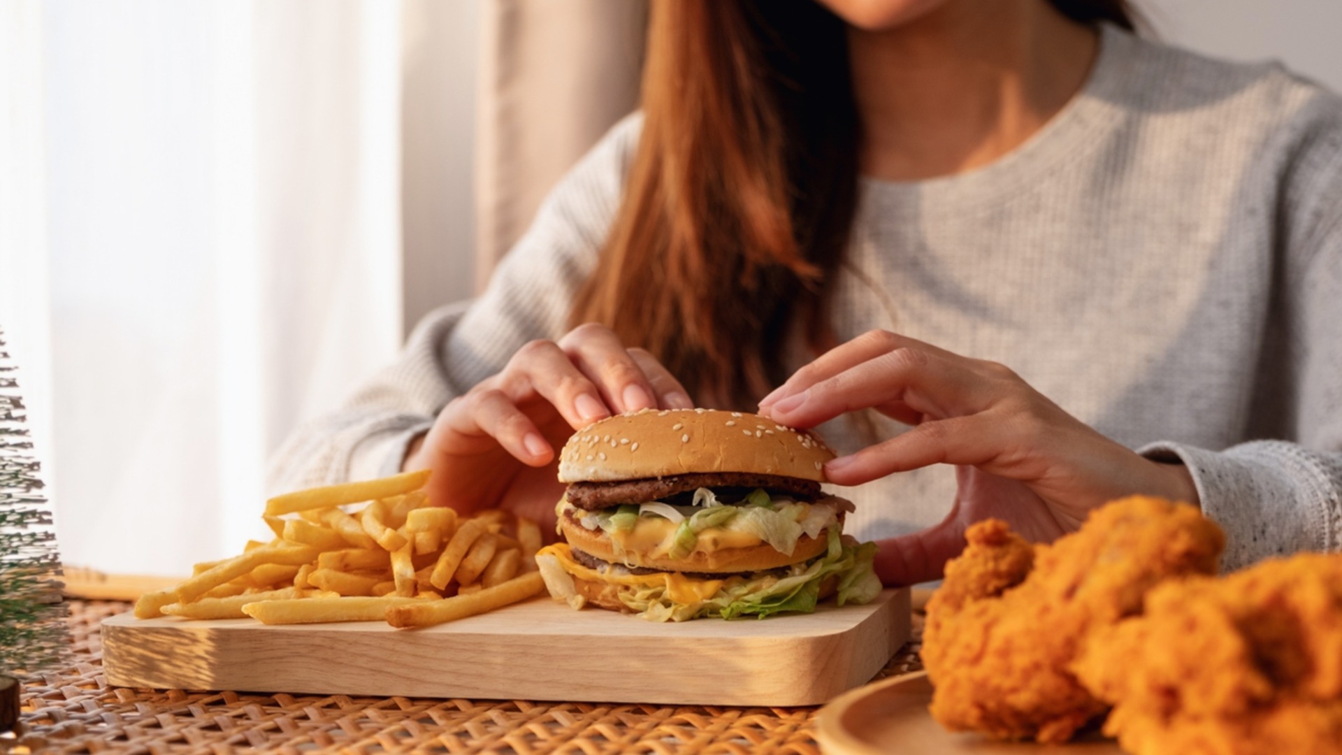 Какви зеленчуци се слагат в класически бургер