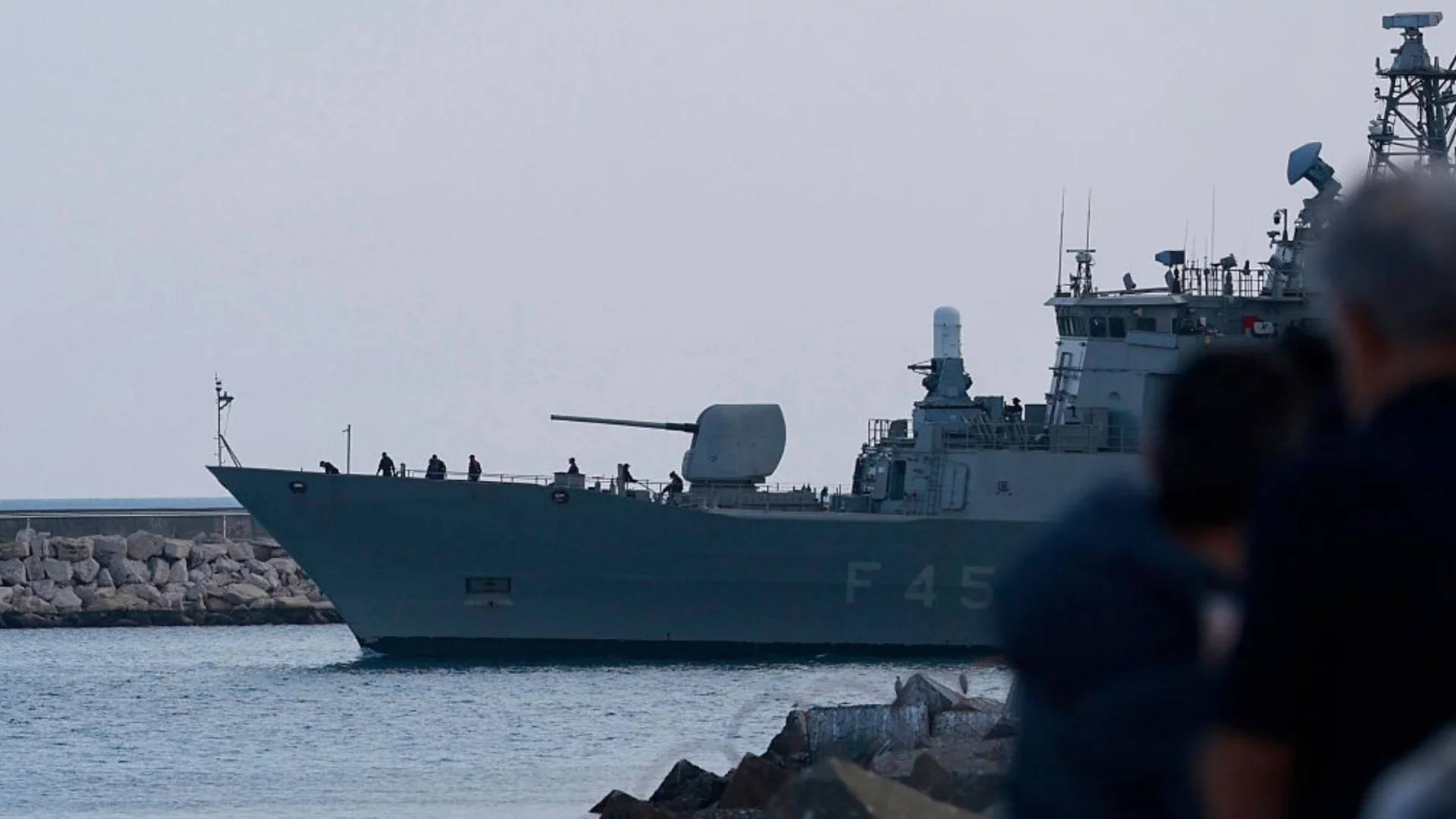 Иран намекна как ще хвърли световната икономика в по-голям хаос. САЩ с официални данни за жертвите си