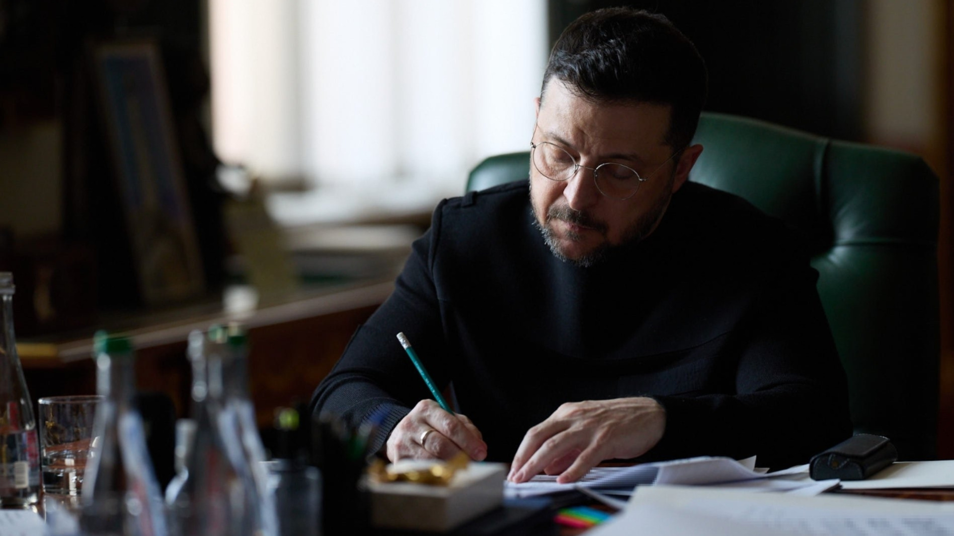 Зеленски уговори с Ердоган военно и газово сътрудничество. Турция представи първия си дрон-прехващач (ВИДЕО)