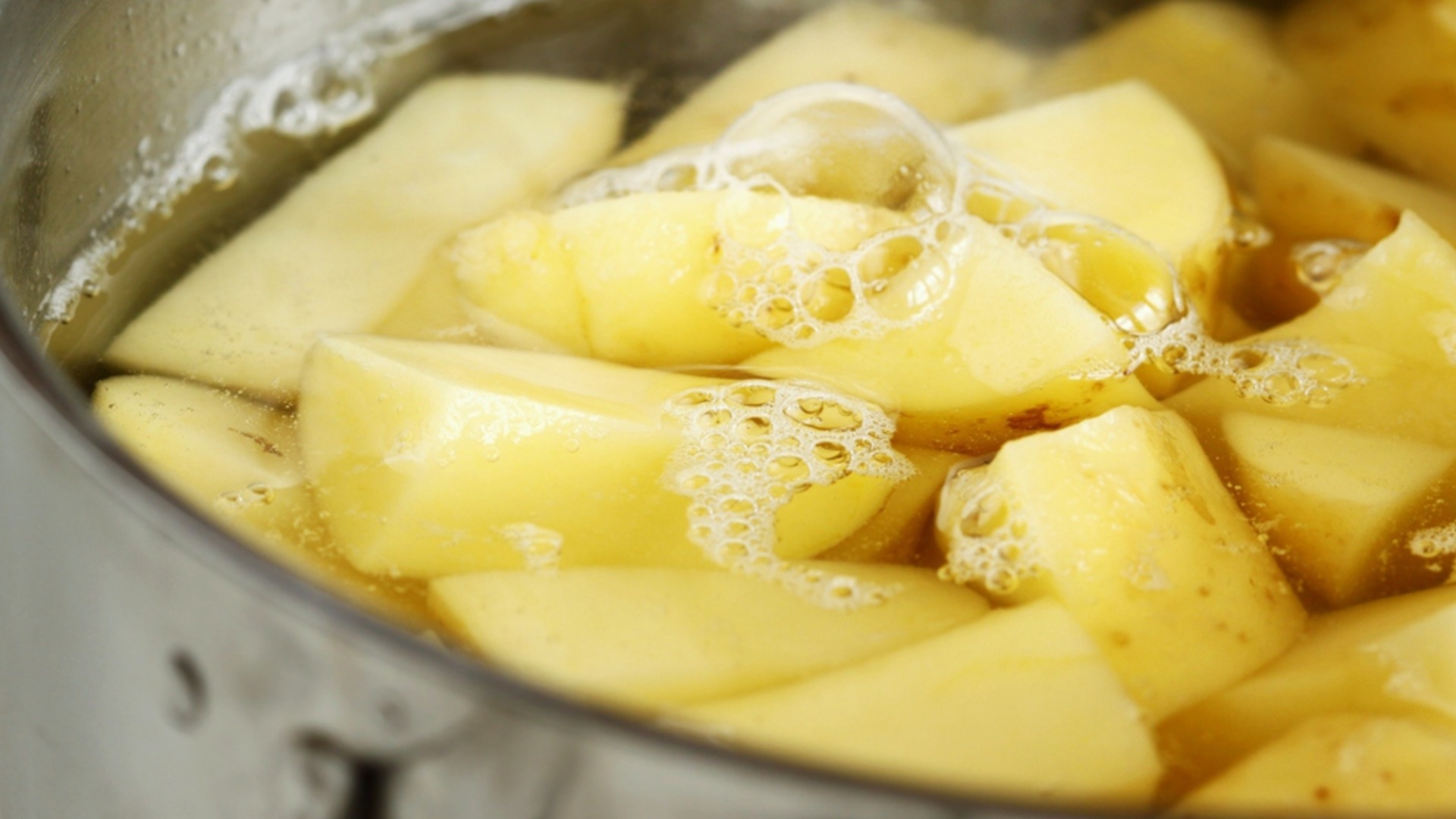 Не е толкова лесно, колкото изглежда: Как да варите картофи за различни ястия без провал