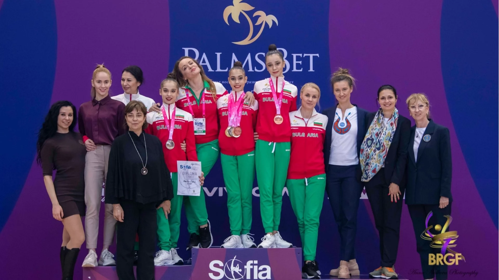 Прекрасно! Още 6 медала за България от турнира по художествена гимнастика "София къп"