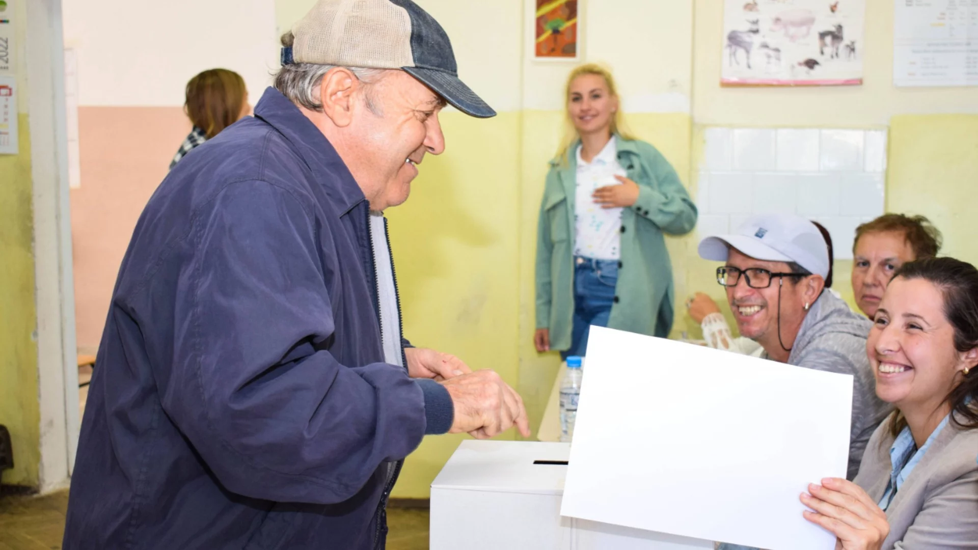 В коя секция можем да гласуваме и защо ако сме на екскурзия в Мелник e по-добре да гласуваме в Гърция? (СНИМКИ и ВИДЕО)