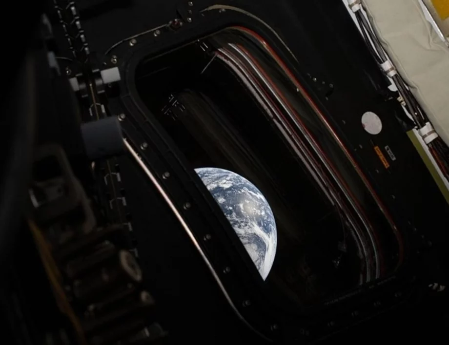 Поздрав от Артемида II: Лунните астронавти изпратиха първи кадри от космическото пътешествие (ВИДЕО)