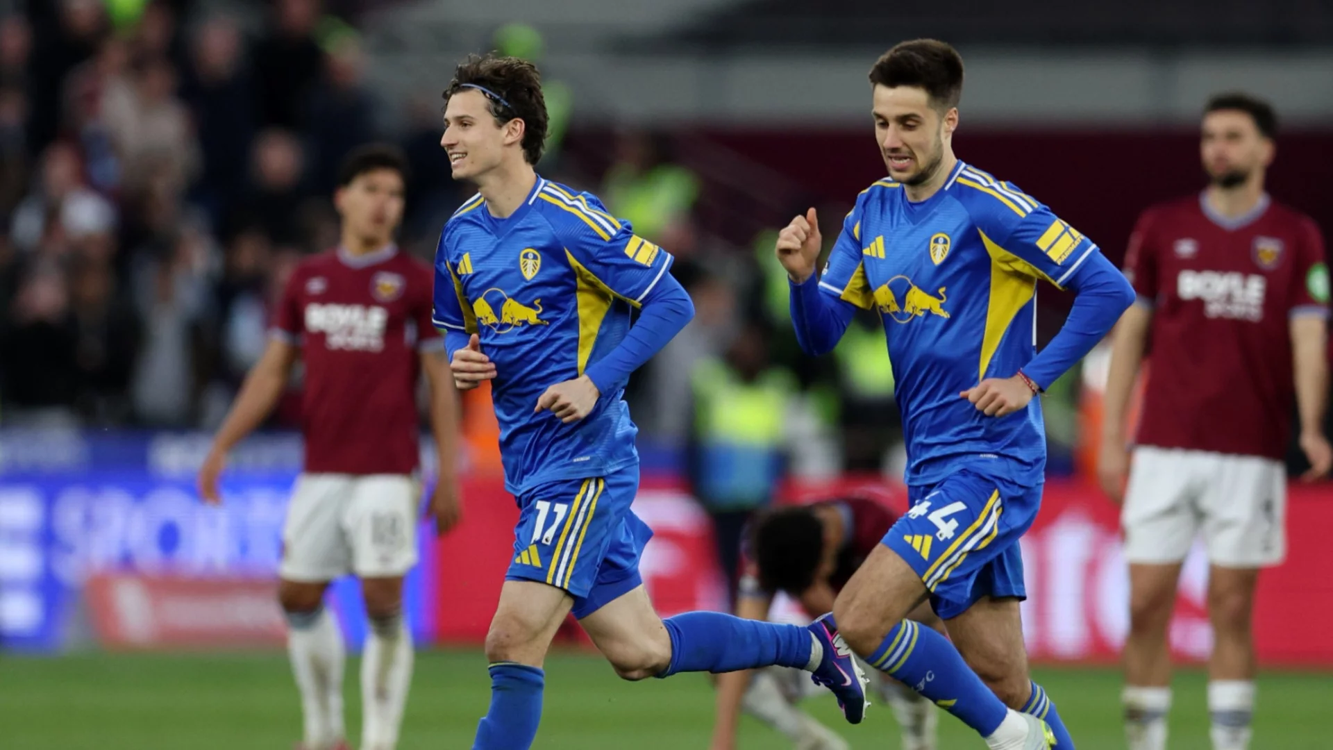 Илия Груев влезе от скамейката и мина през ада, но рулетката на дузпите класира Лийдс на 1/2-финал срещу Челси