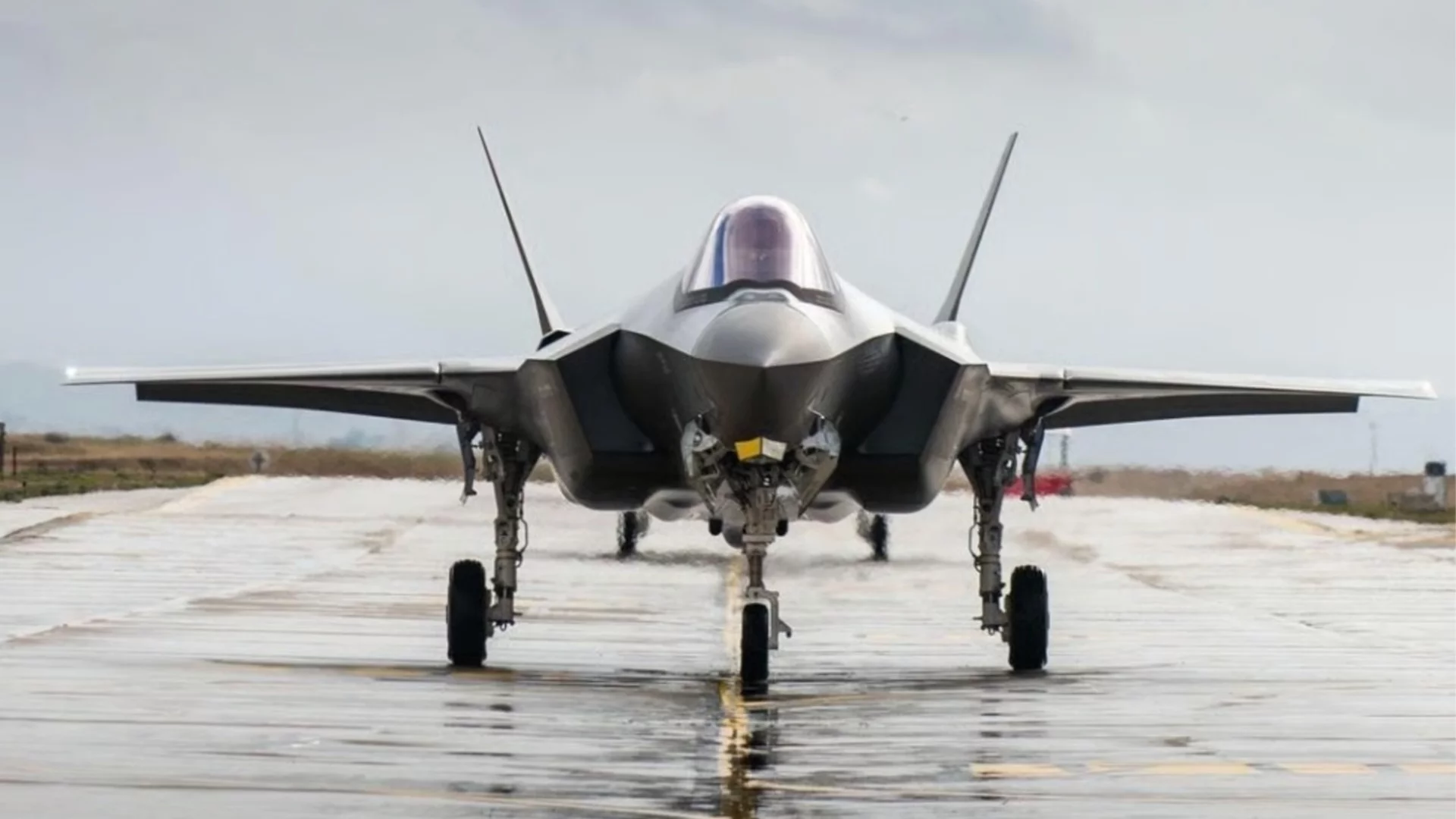 От F-15 до „невидимите“ F-35: Колко и какви бойни самолети загубиха САЩ до момента във войната срещу Иран?