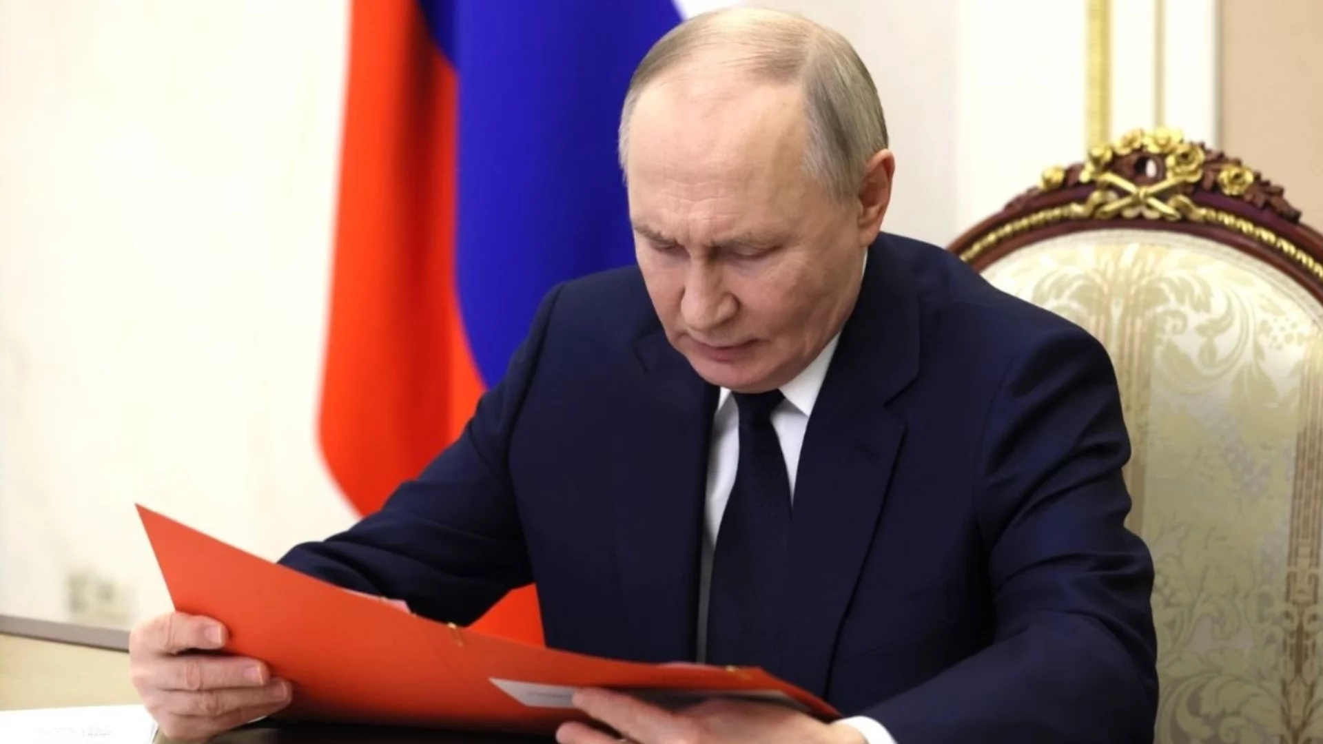 Тежко е, Украйна ни подпука: Предатели в полза на Русия реват, руската икономика се срива (ОБЗОР - ВИДЕО)