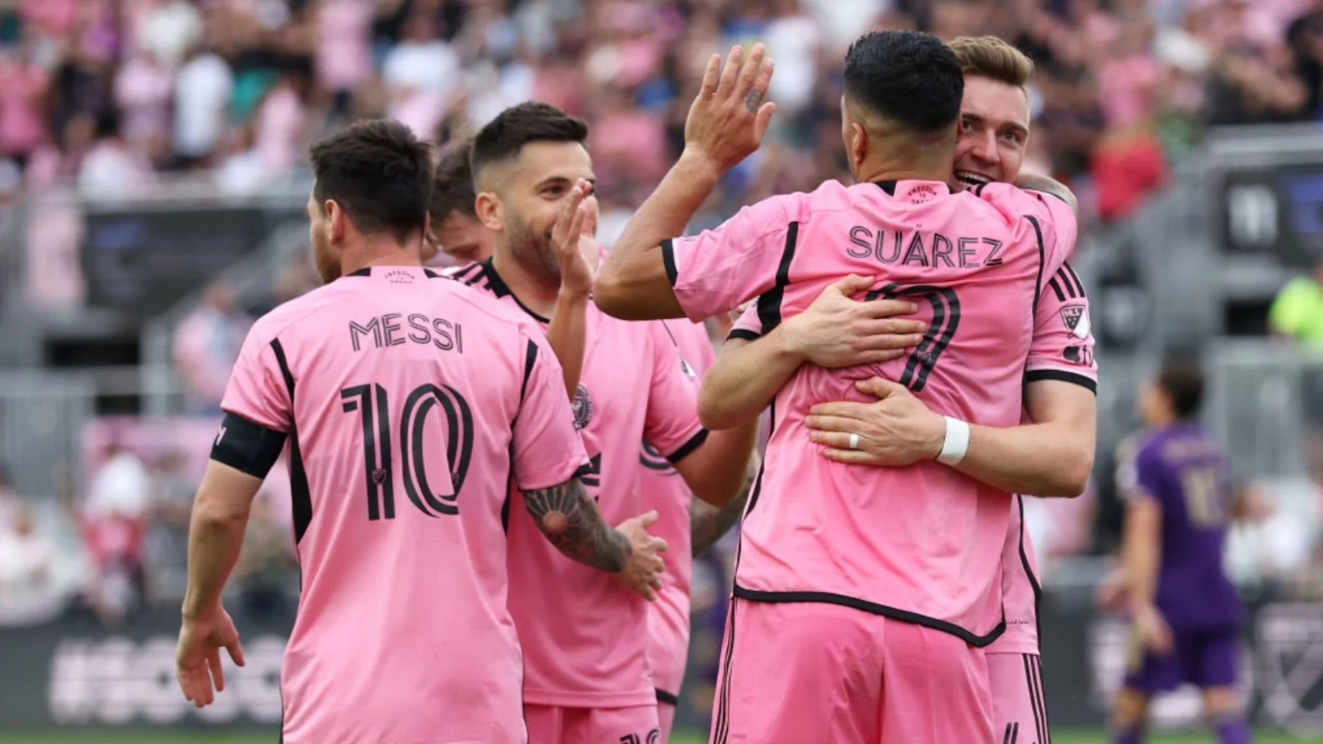 Меси и Суарес спасиха откриването на новия стадион на Интер Маями