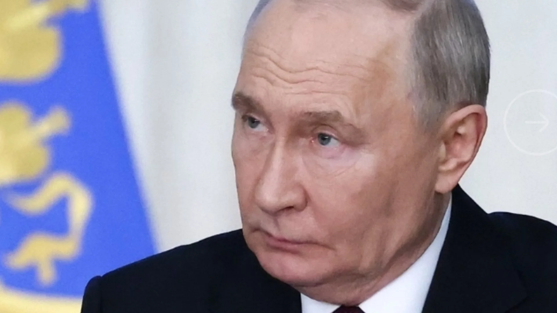 Проблеми за Путин: Срив в банките и 65 милиона руснаци в нелегалност