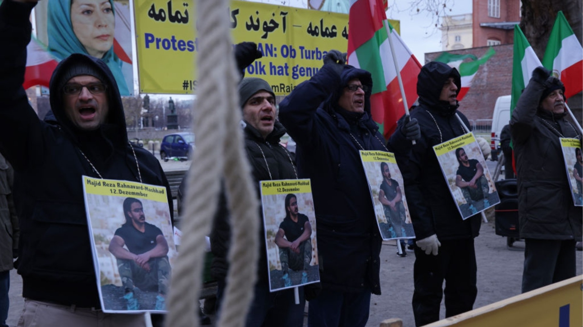 Иран започна да екзекутира протестиращи с бясна скорост