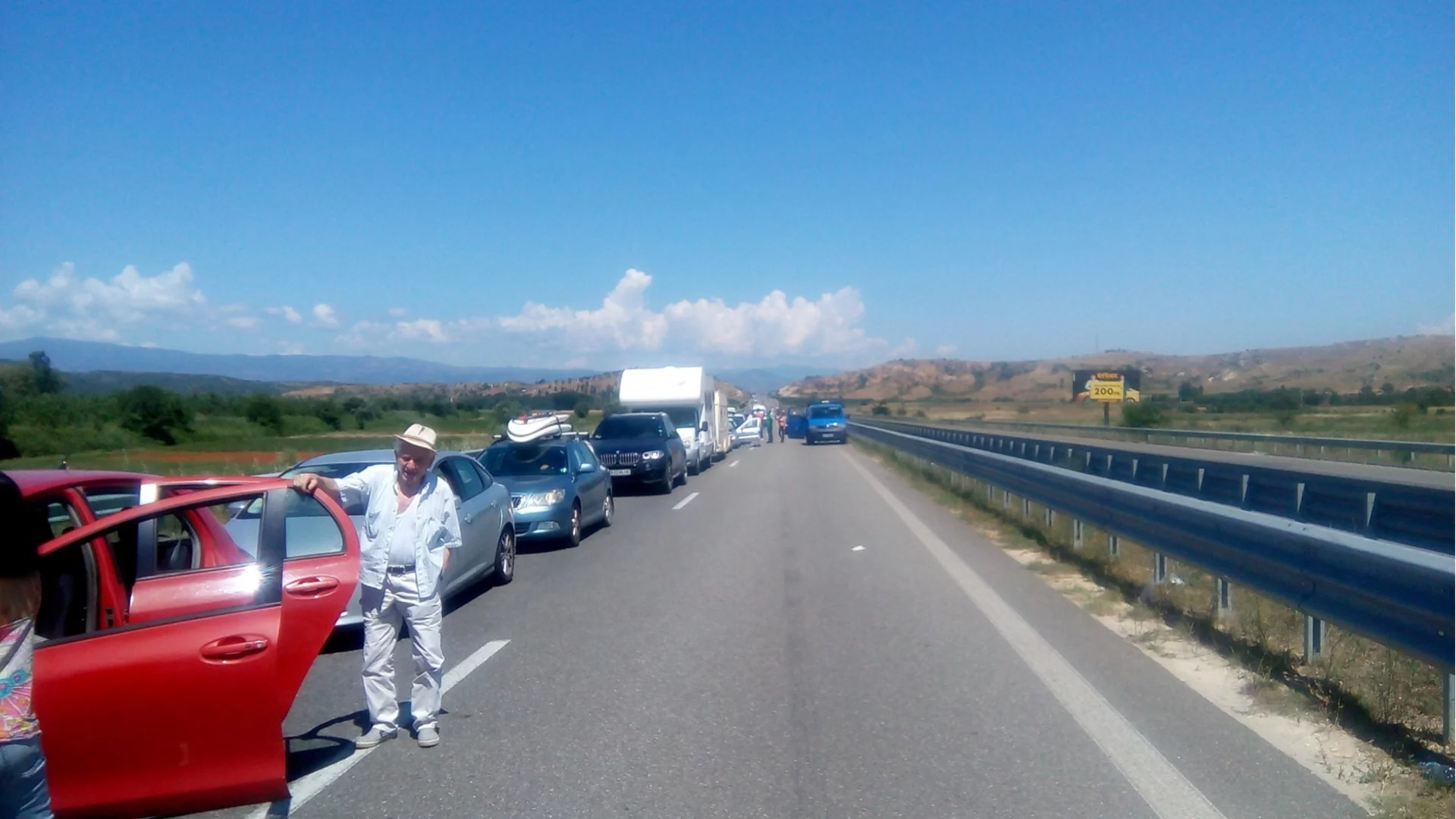 Внимание, шофьори! Пренасочват движението към Кулата в участък от АМ “Струма“