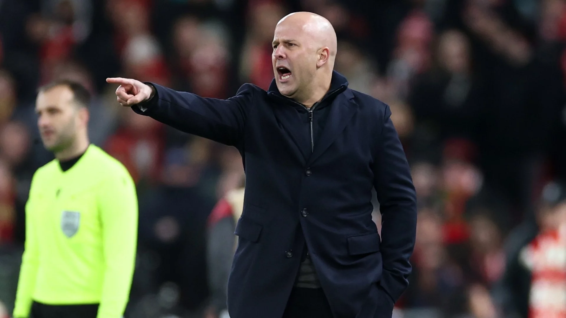 Извънредна среща решава бъдещето на мениджъра на Ливърпул 