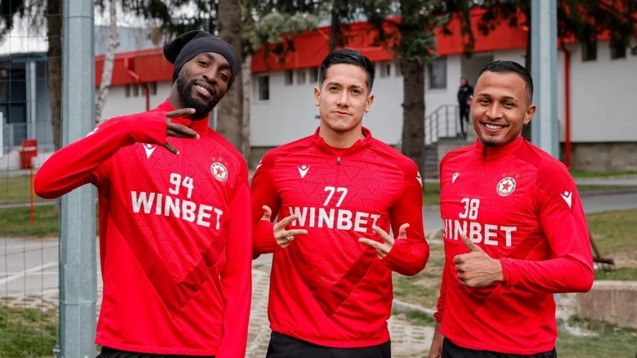 Попарил Левски може да измести Пиедраита в интересна надпревара?