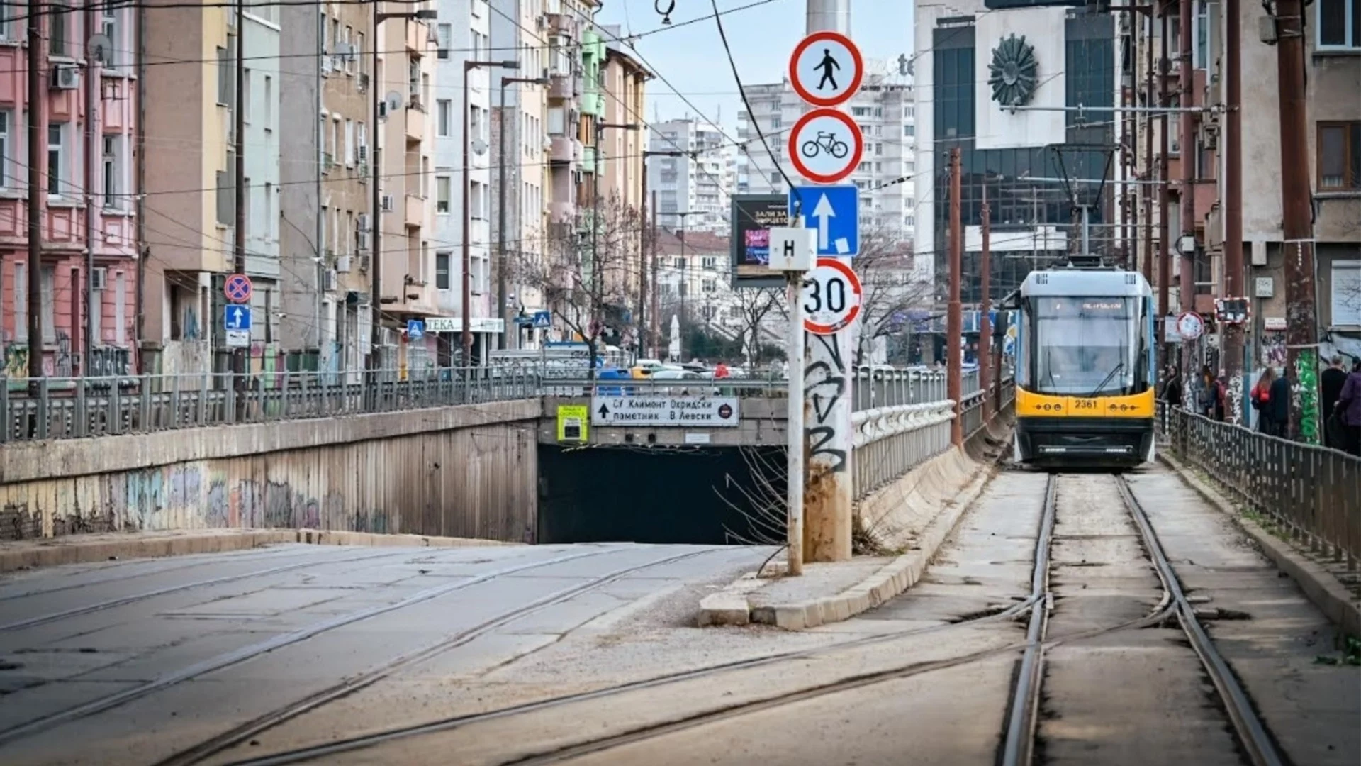 Трима кандидати за преместване на трамвайното трасе от бул. "Скобелев"