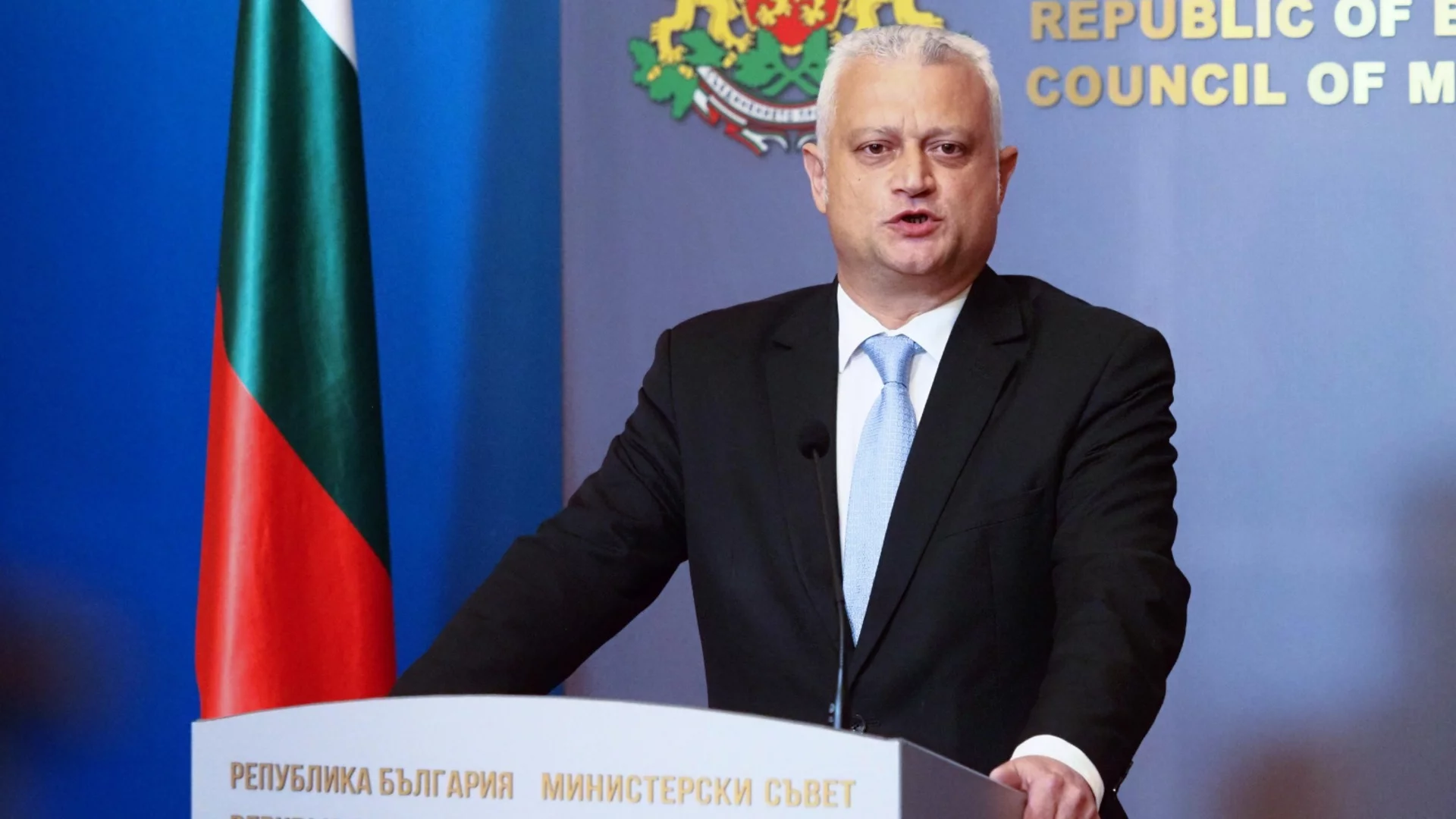 Дечев за прокурор Русинова: Не отрича фактите. Взема 5000 евро заплата - нека се държи сериозно