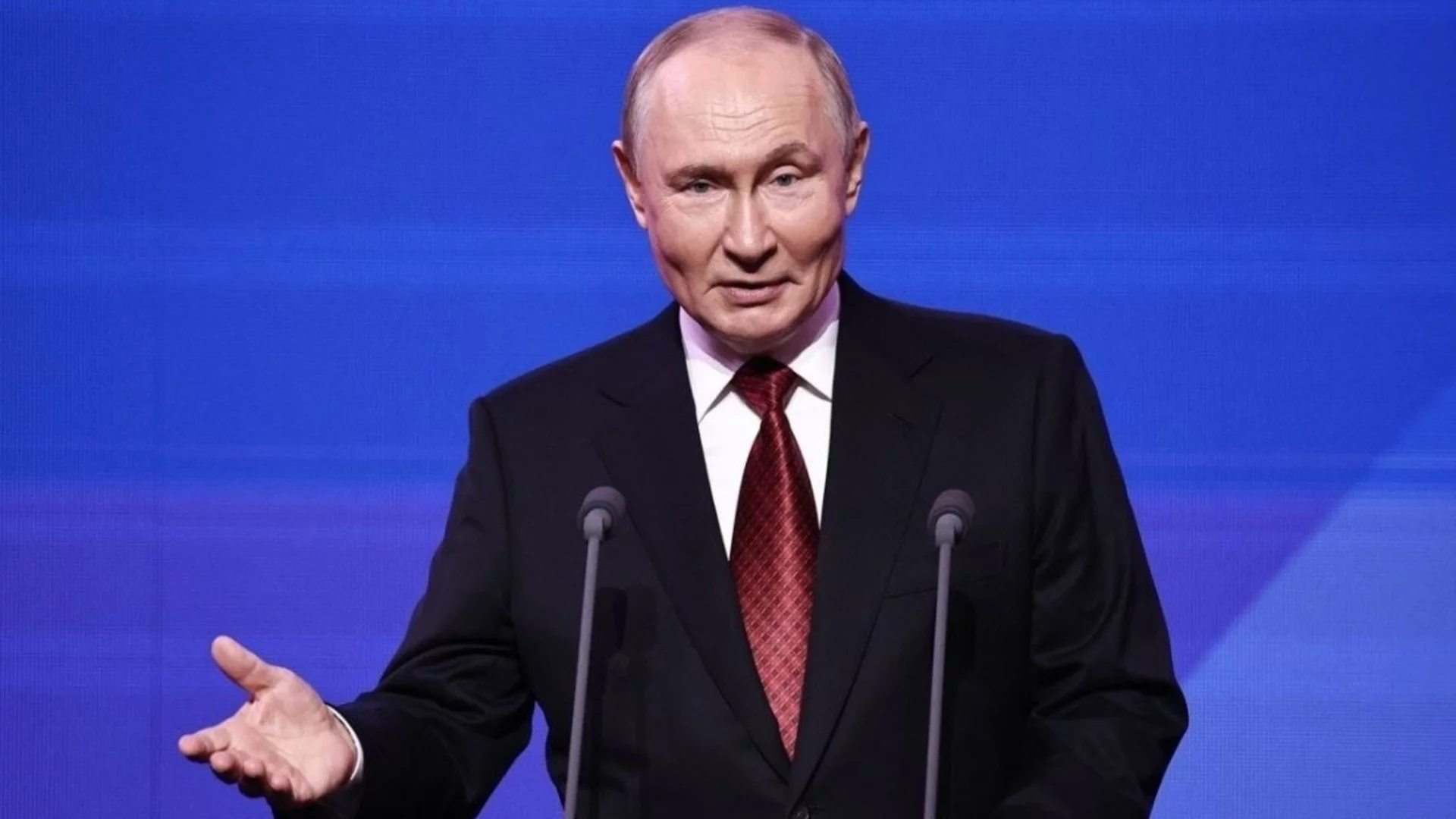 Взрив на цените на петрола, газа и торовете. Джобът на Путин се пълни, но Украйна бърка здраво в него