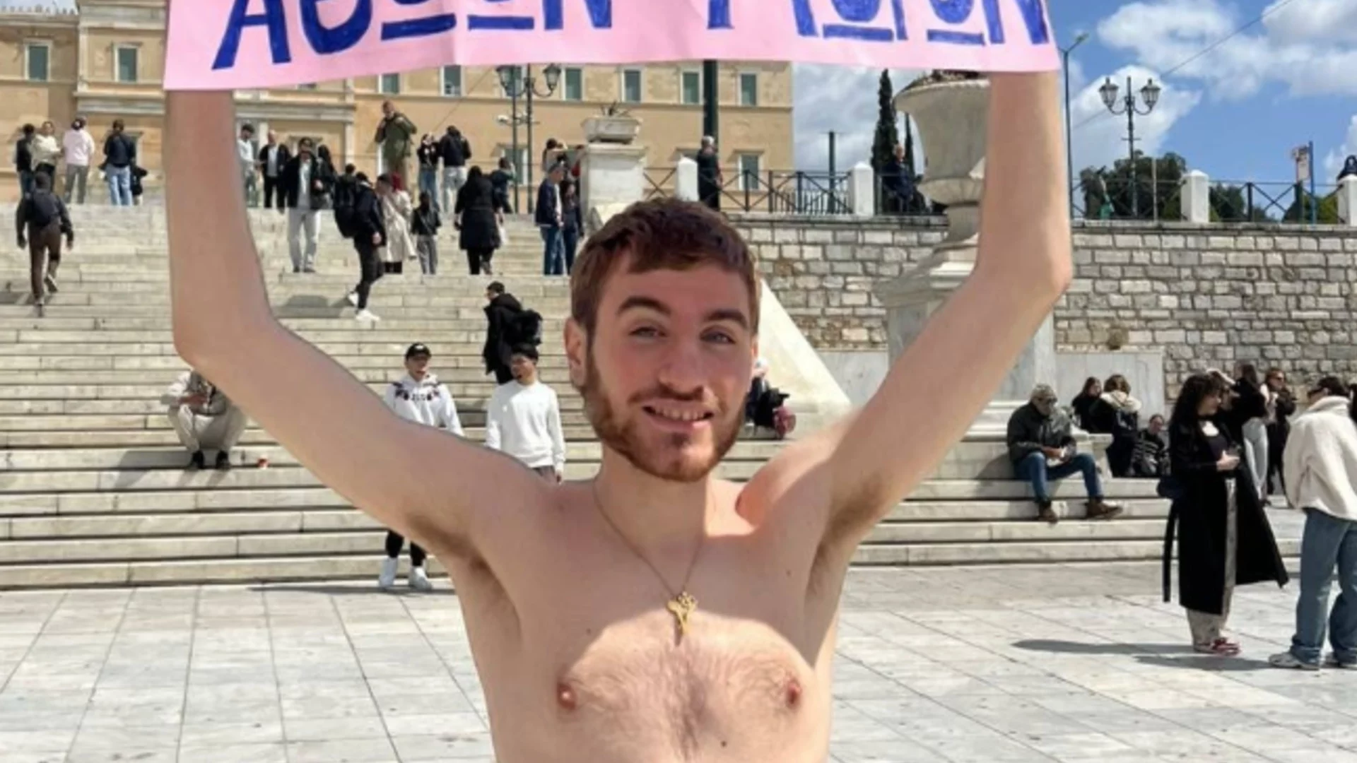 Вегани казаха "не" на коленето на агнета по Великден (СНИМКИ)