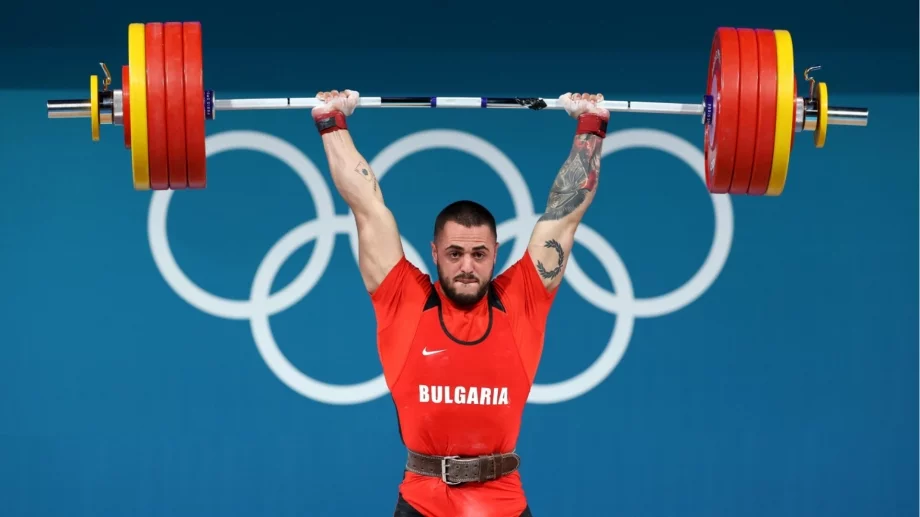 Тримата колоси, които стоят между Карлос Насар и европейския връх