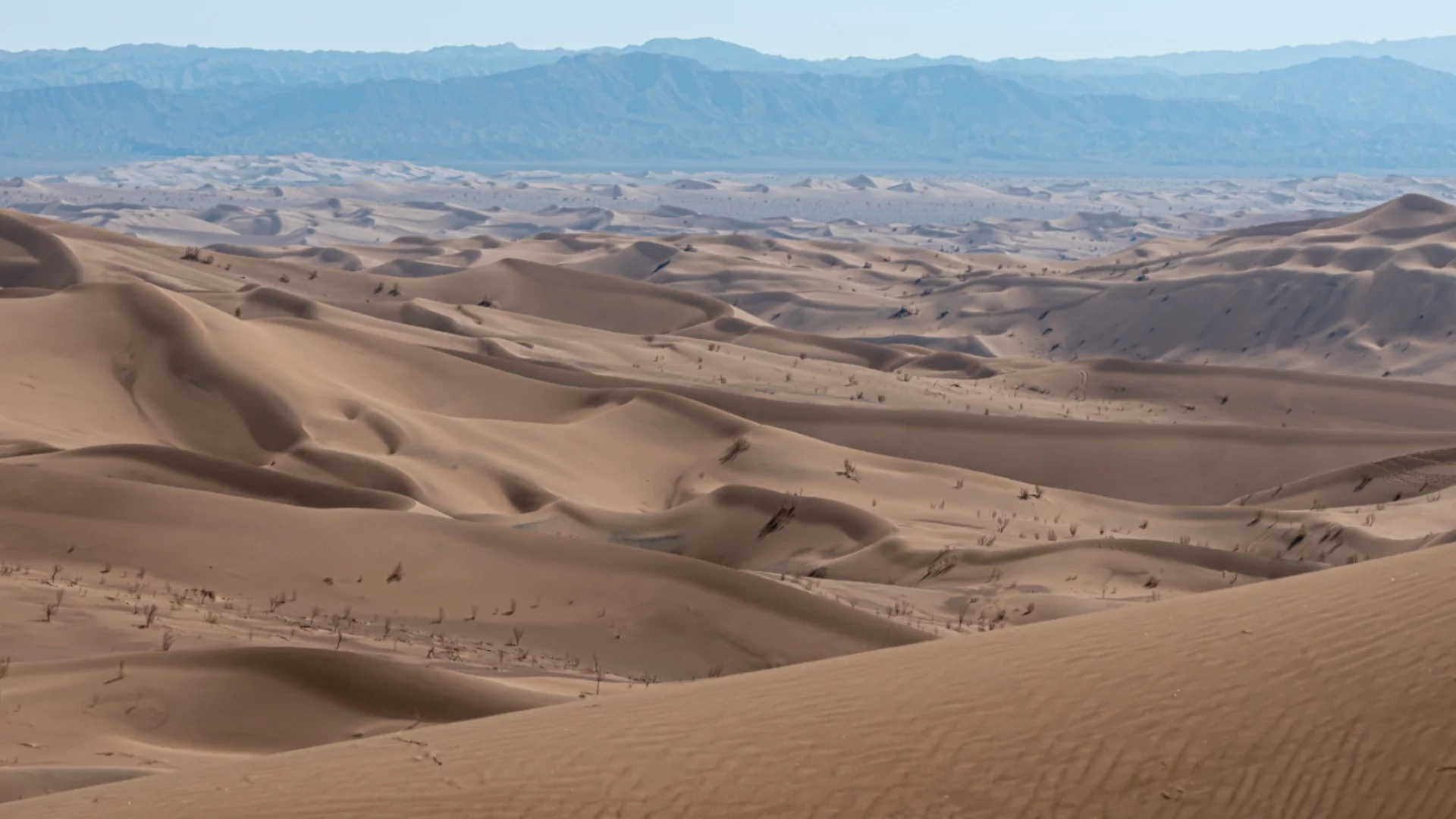 Огромна пустиня е била покрита с вода в продължение на 8 милиона години: Как учените откриха това
